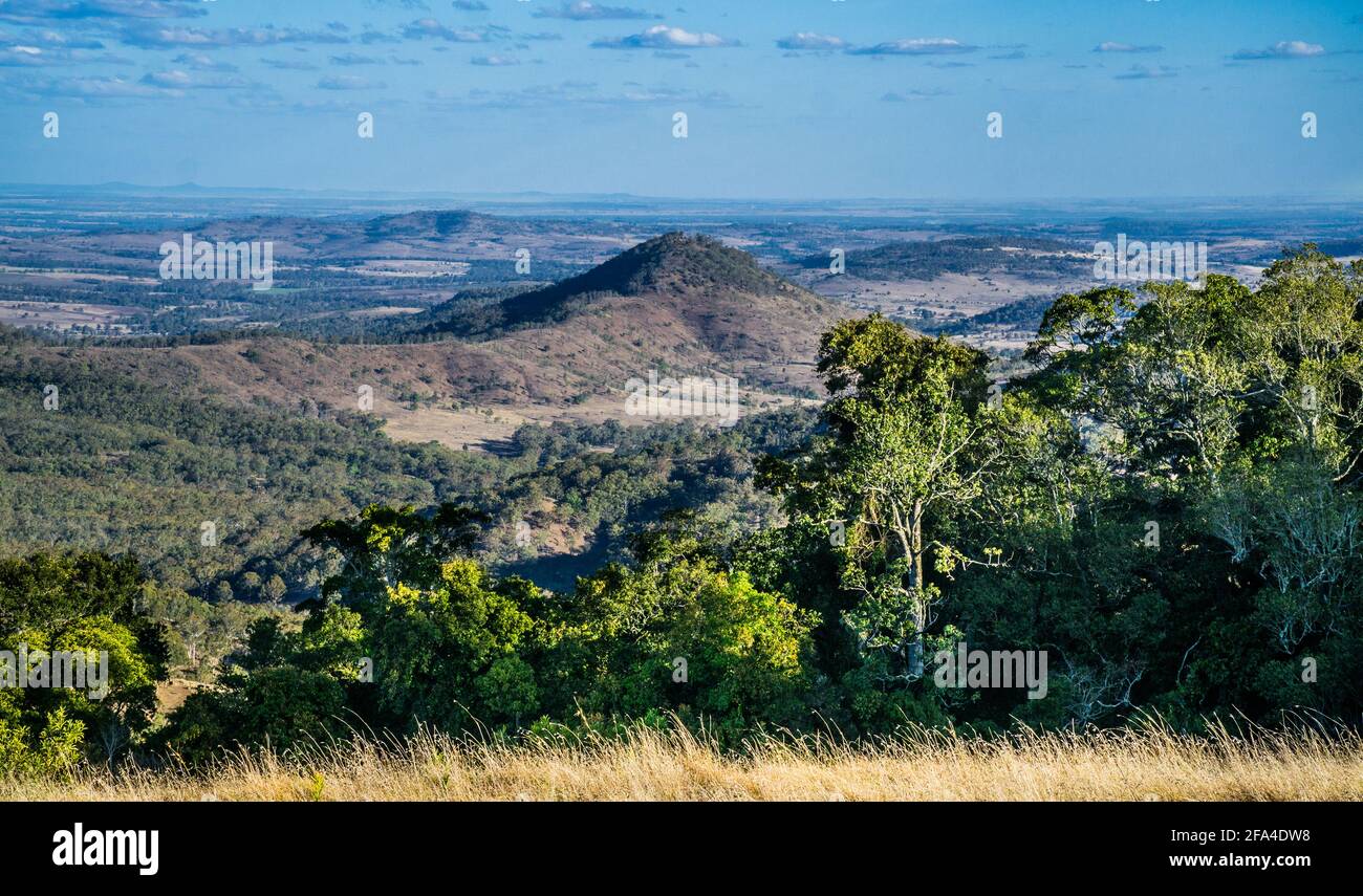 Laderas de la cordillera Bunya, región de South Burnet, Queensland, Australia Foto de stock