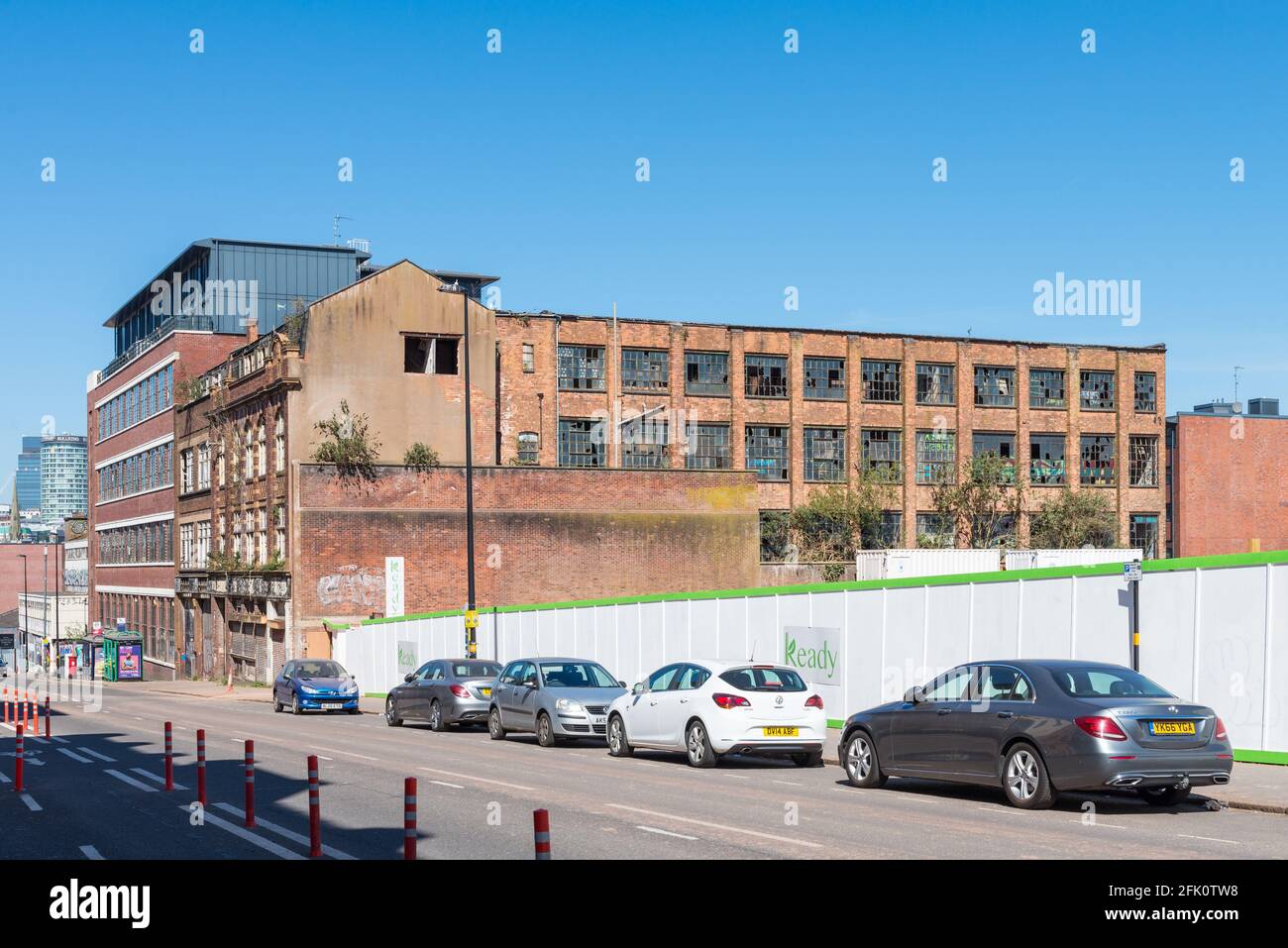 Antigua fábrica victoriana en Bradford Street en Digbeth, Birmingham, Reino Unido Foto de stock