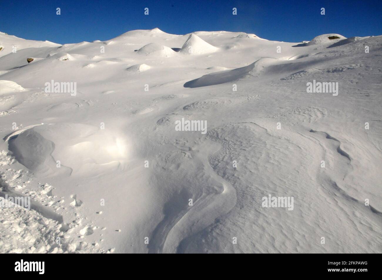 Monte Camino, salita invernale, ascenso en invierno Foto de stock