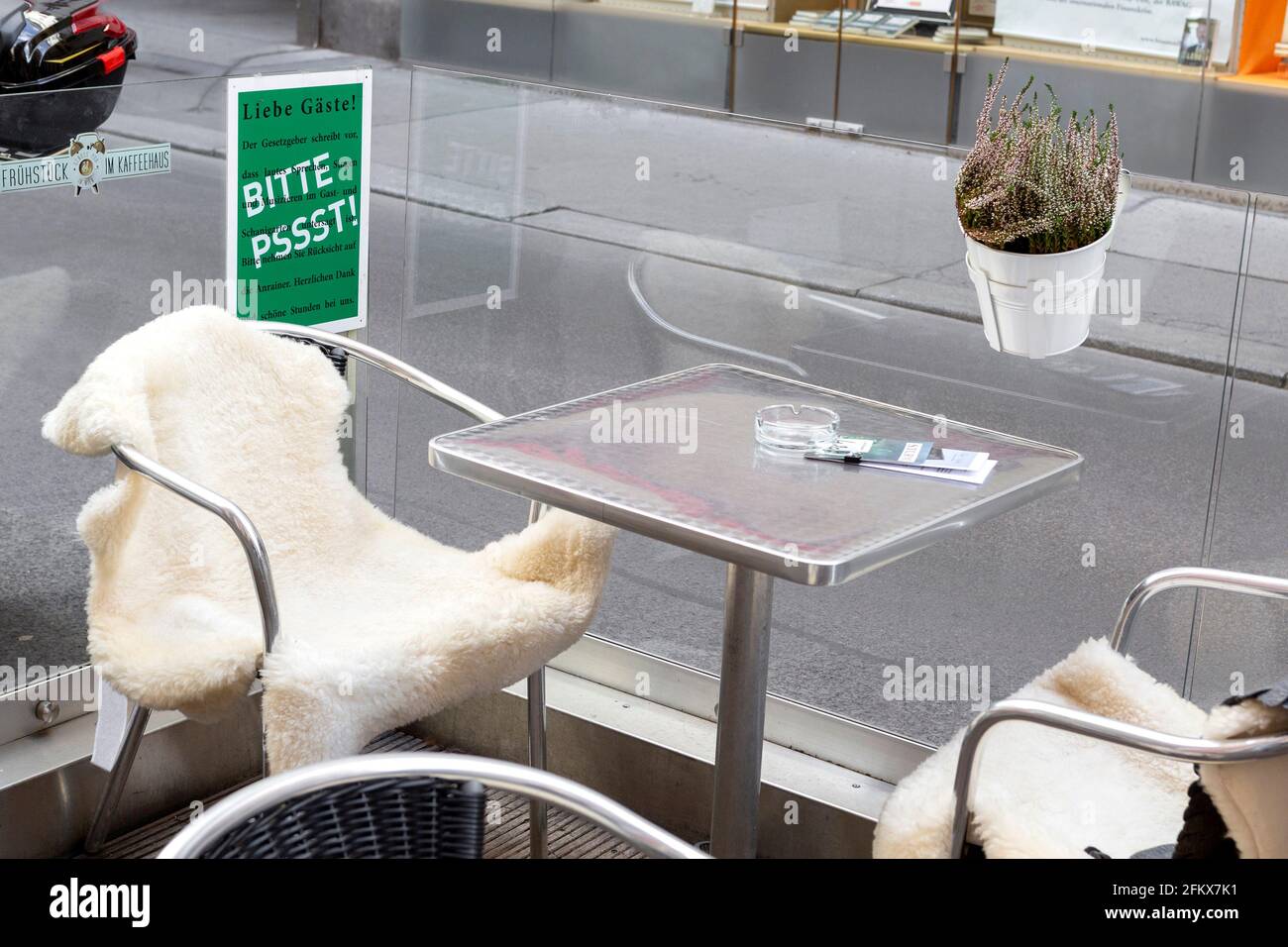Jardín Vacío, Schanigarten, Gastronomía Foto de stock