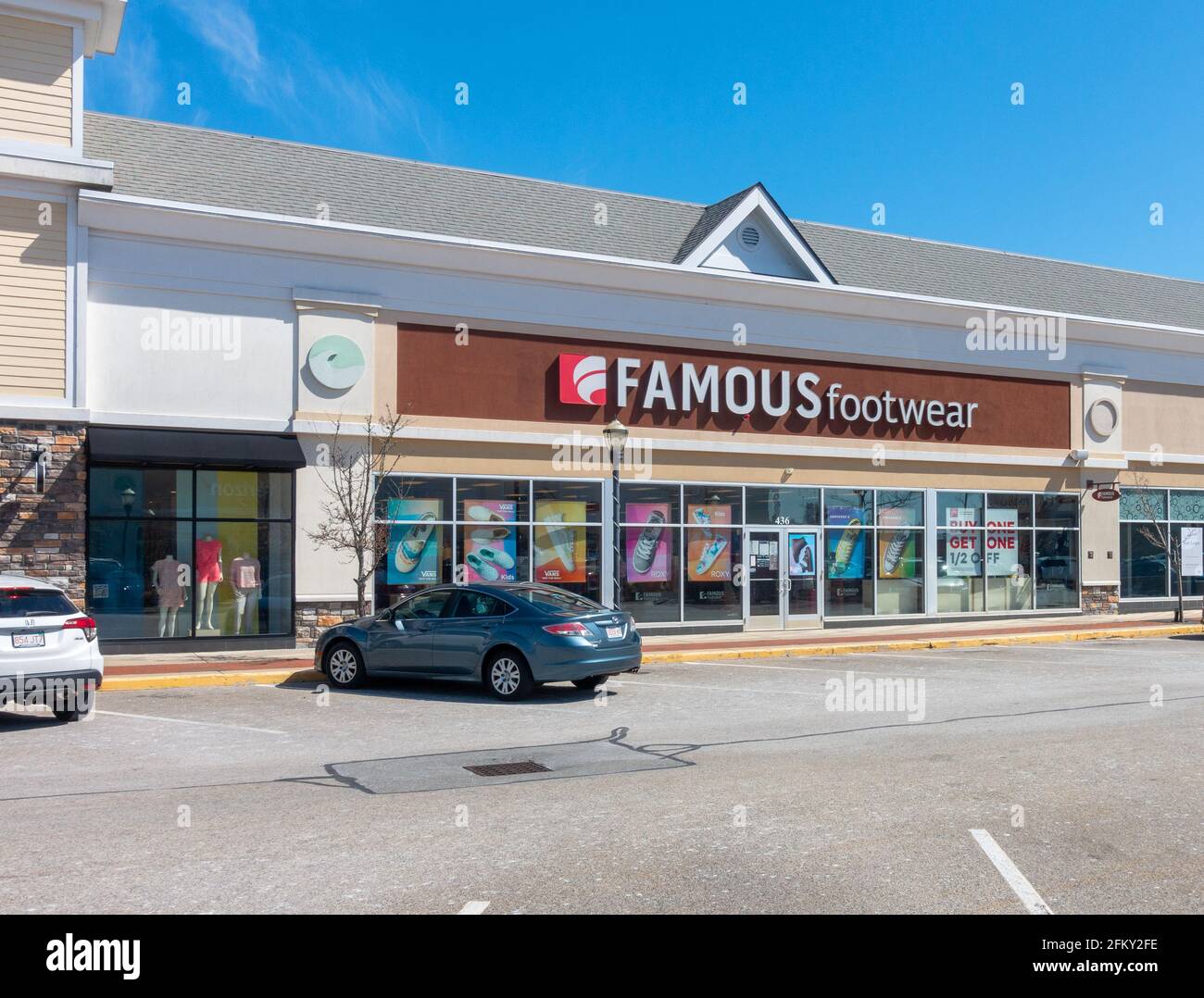 Famous footwear fotografías e imágenes de alta resolución - Alamy