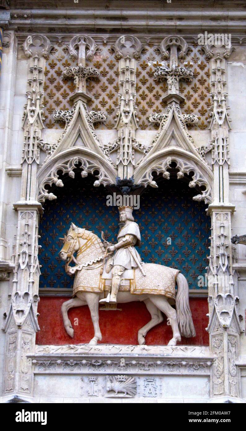 Estatua de Louis XII en Chateau de Blois, Loire et Cher, Pays de la Loire, Valle del Loira , Patrimonio de la Humanidad de la UNESCO, Francia Foto de stock