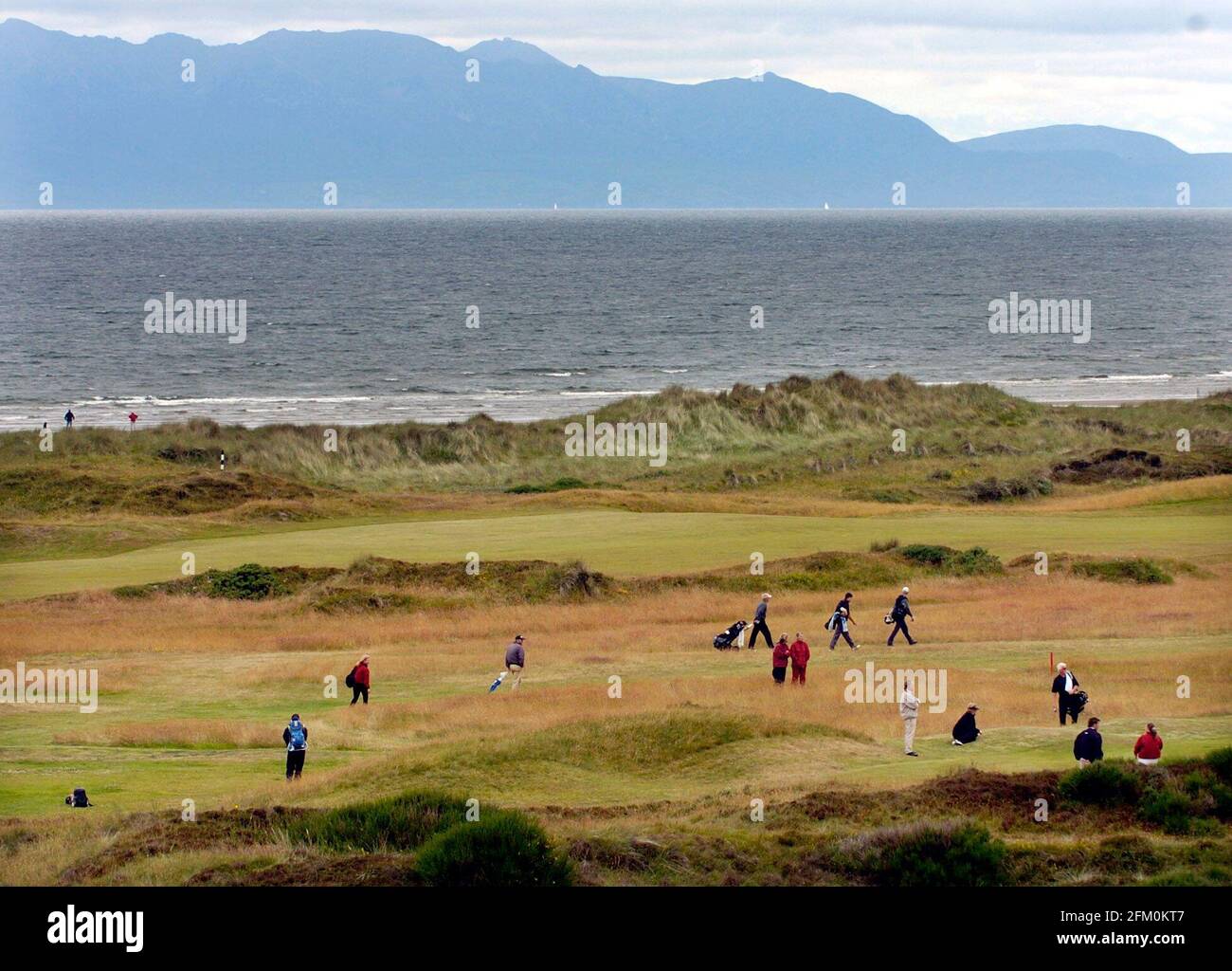 EL CAMPO DE GOLF ABIERTO EN TROON 2004. CALIFICACIÓN EN WESTERN GAILES. FOTO DAVID ASHDOWNOpen Golf Troon 2004 Foto de stock