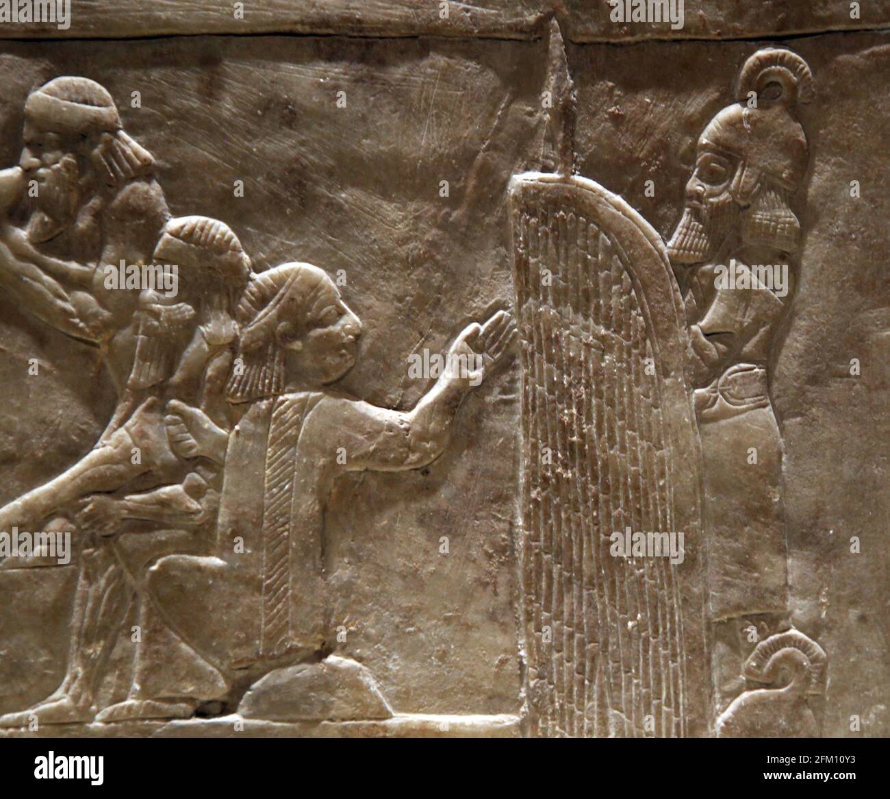 Neo-asirios. Mesopotamia Superior. Alivio. Soldado. Palacio del Norte. Nínive. Irak. 645-635 AC. Museo Británico. Londres. Foto de stock
