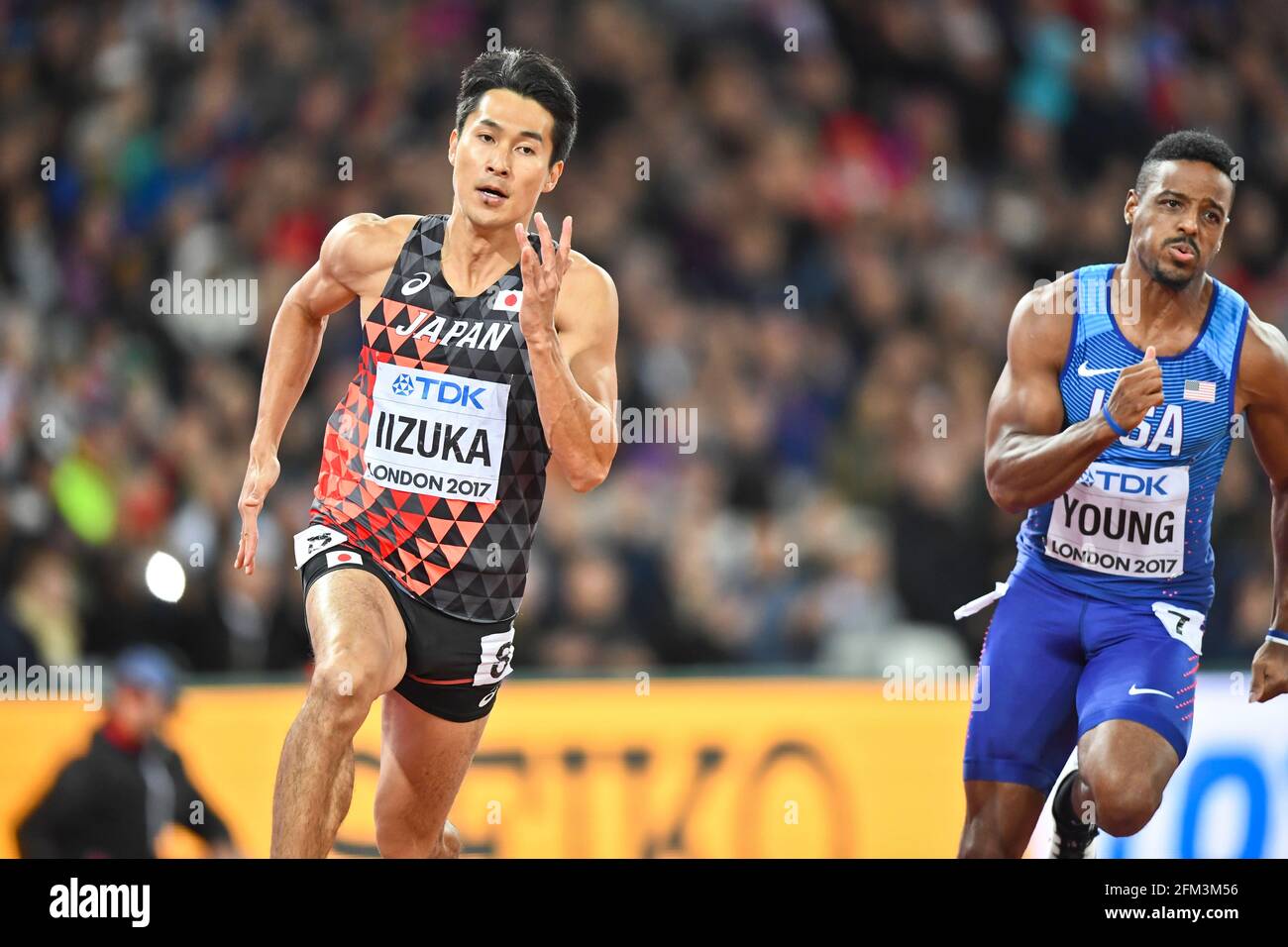 Shota Iizuka (Japón), Isiah Young (Estados Unidos). 200 metros hombres, Semi-Final. Campeonato Mundial de la IAAF Londres 2017 Foto de stock