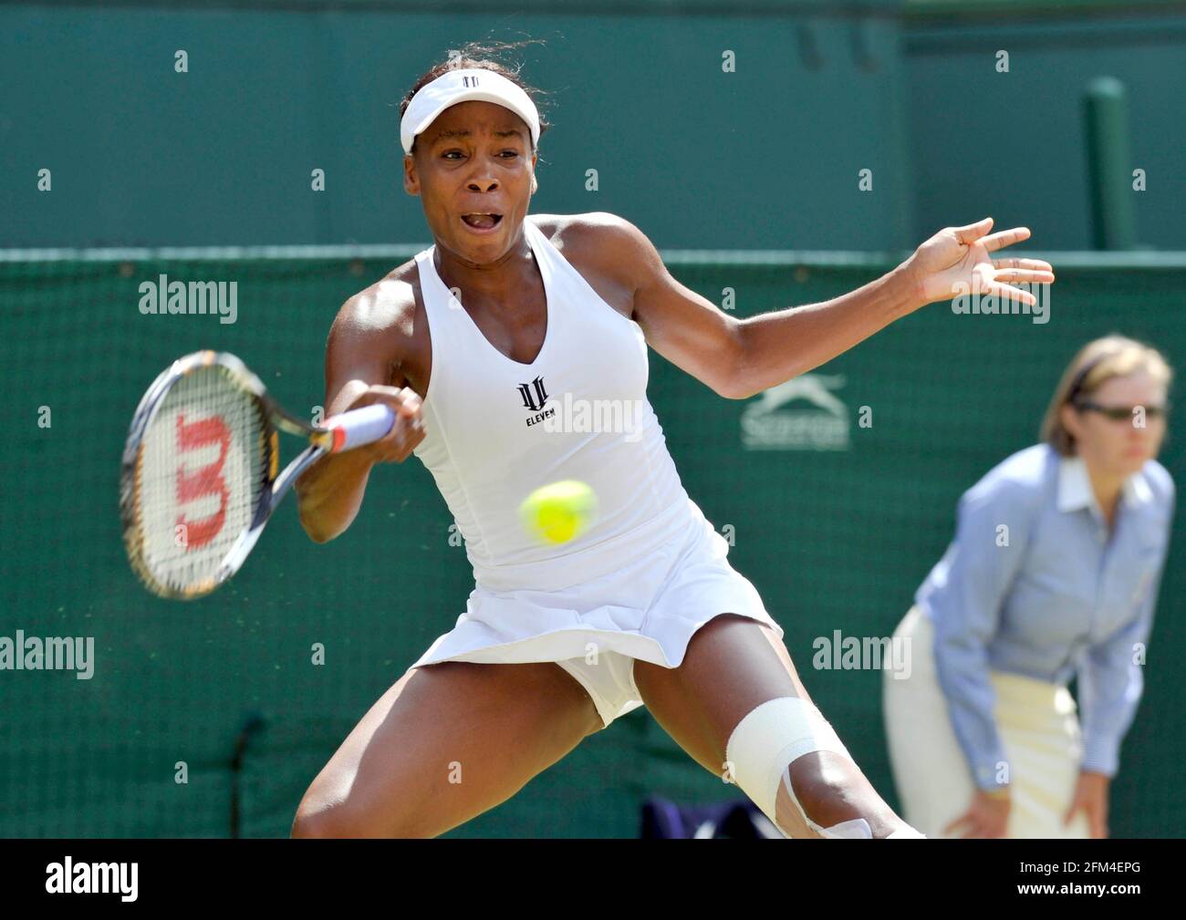 WIMBLEDON 2009 DÍA 10. 3/7/09. MUJER,S FINAL SERENA WILLIAMS V VENUS  WILLIAMS IMAGEN DAVID ASHDOWN Fotografía de stock - Alamy