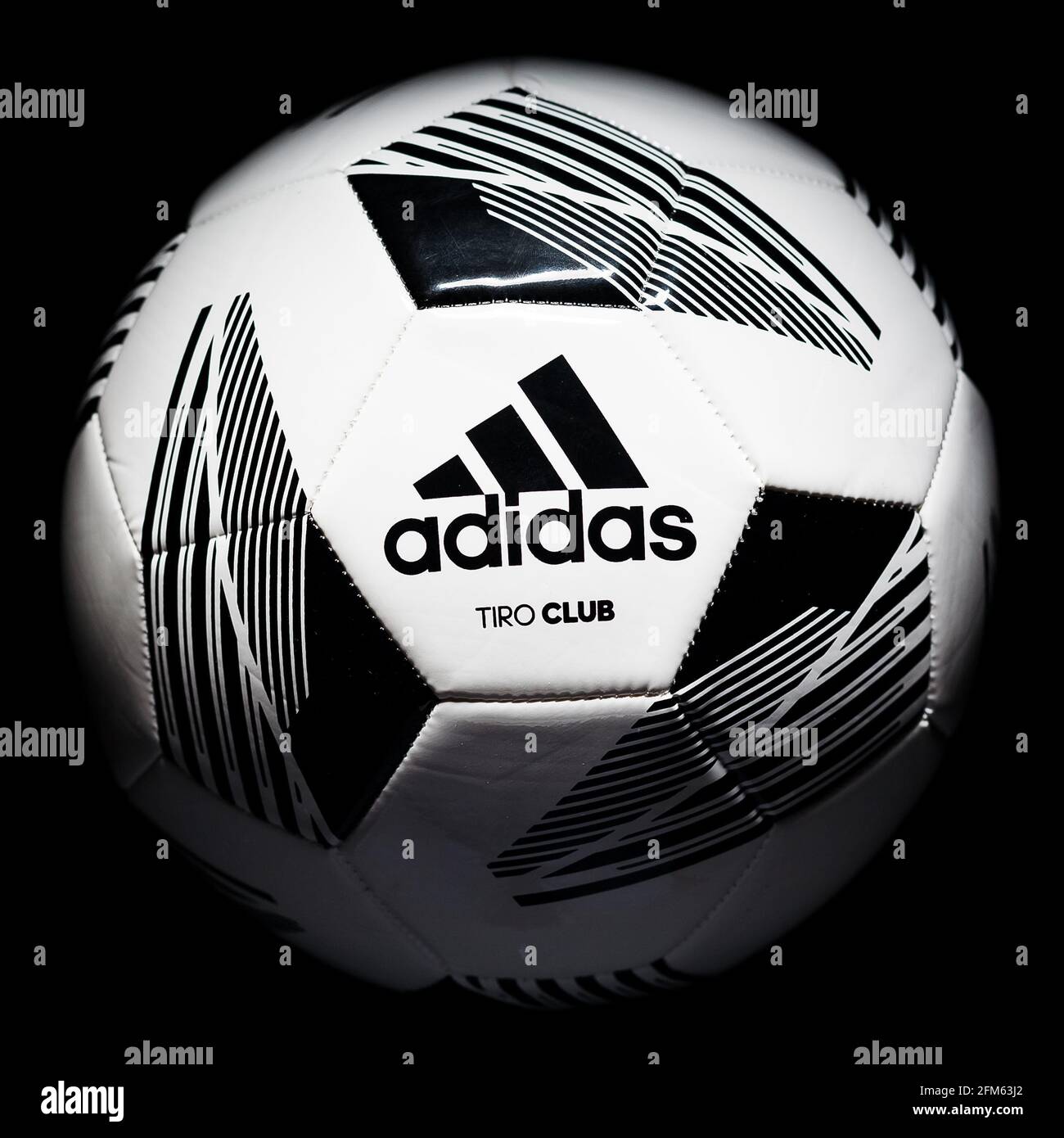 Tenis para futbol adidas Copa 20.1 FG de hombres | Innovasport