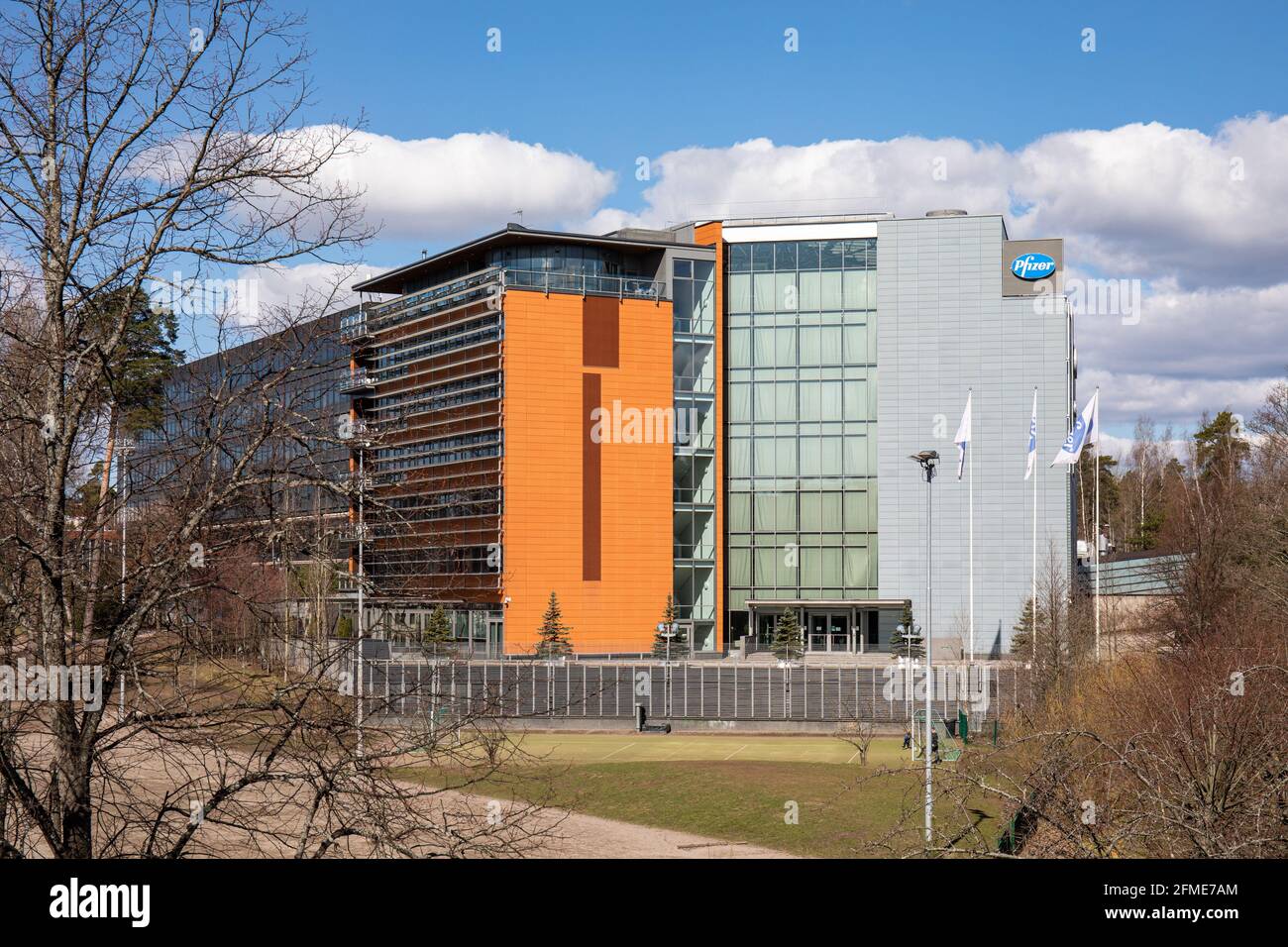 La sede de Pfizer Pharmacuticals en Finlandia, en el distrito de Munkkiniemi de Helsinki Foto de stock