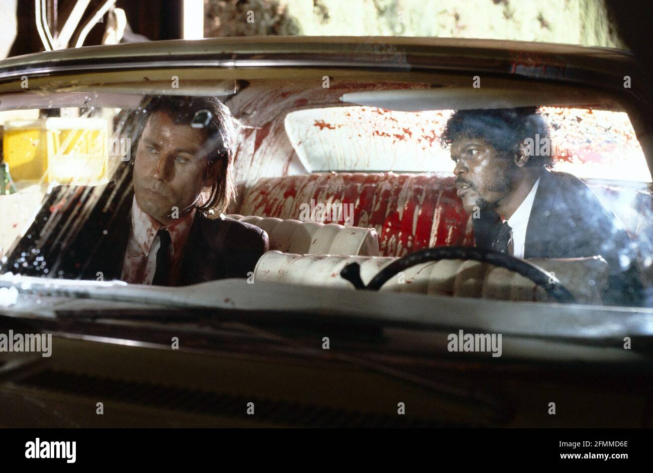 John Travolta, Samuel L. Jackson, 'Pulp Fiction' (1994) Miramax / Referencia del Archivo # 34145-050THA Foto de stock