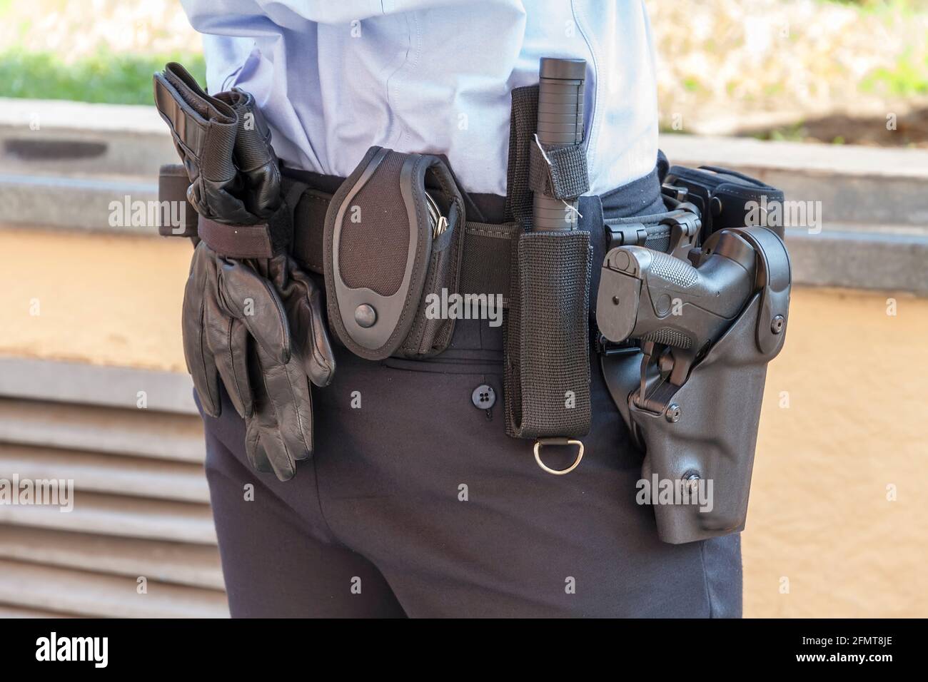 Cinturón policial fotografías e imágenes de alta resolución - Alamy