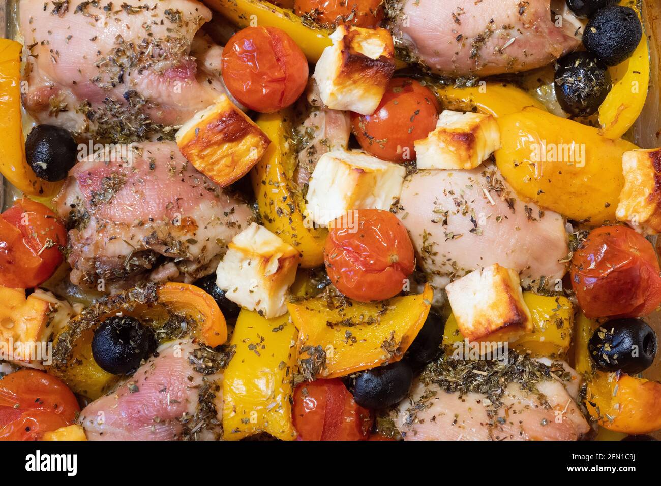 Pollo mediterraneo fotografías e imágenes de alta resolución - Alamy