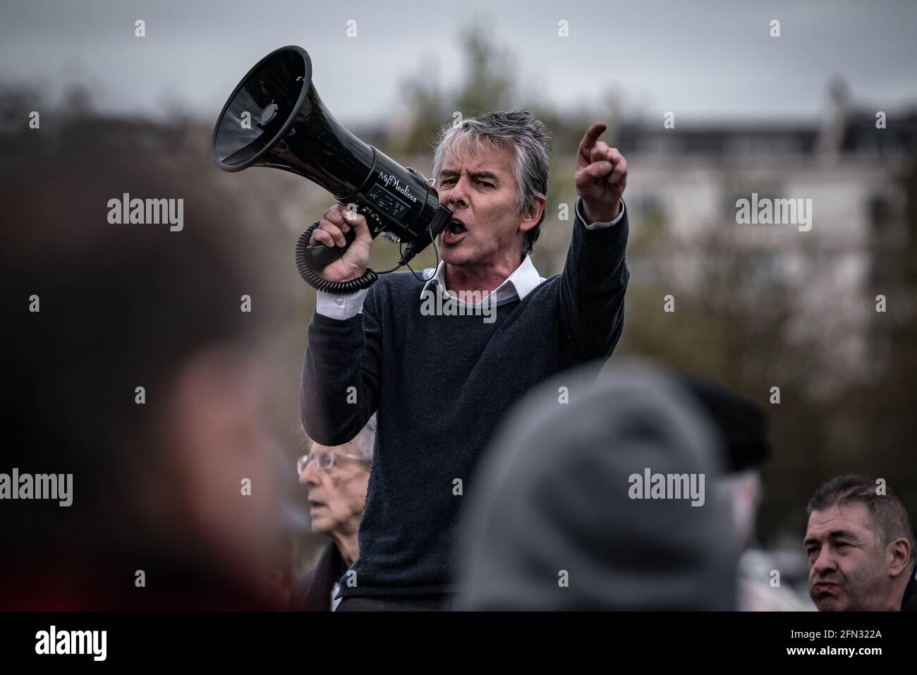 Matar la protesta de la ley. Miles de manifestantes se reúnen en Hyde Park para manifestarse en contra de una propuesta de ley de policía contra la delincuencia. Londres, Reino Unido Foto de stock