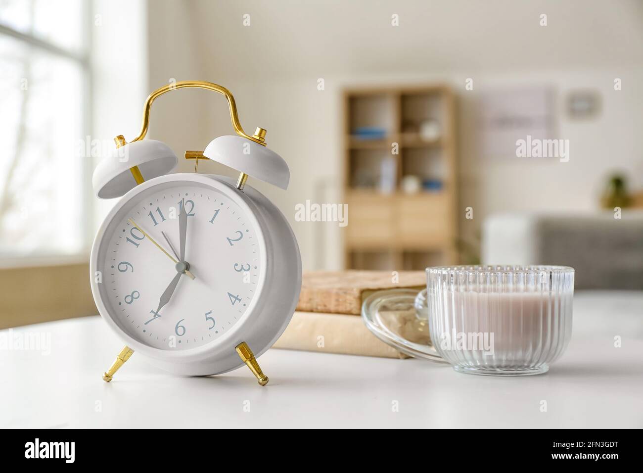 Buscar 2025 reloj despertador
