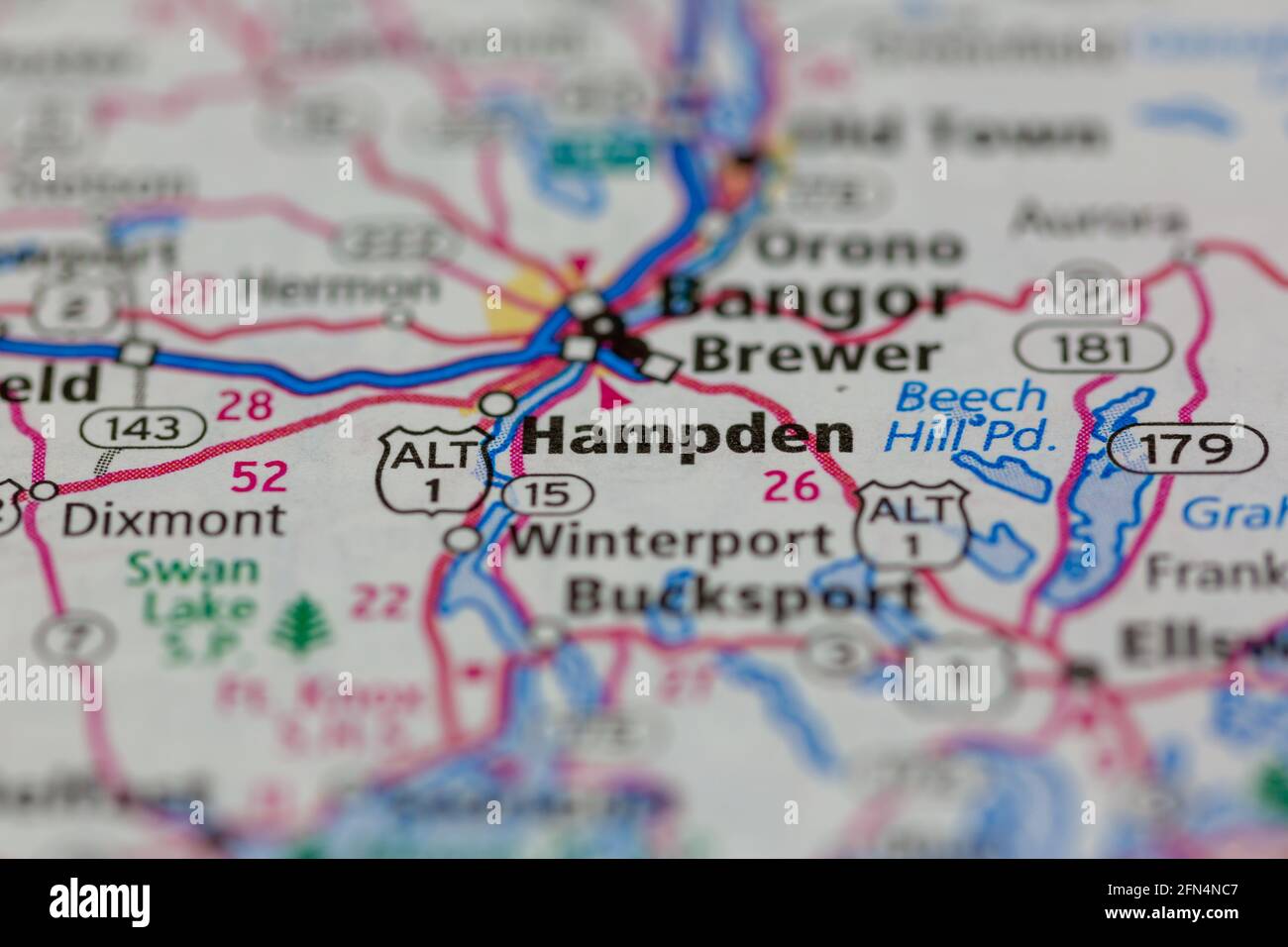 Hampden Maine USA se muestra en un mapa geográfico o en una carretera