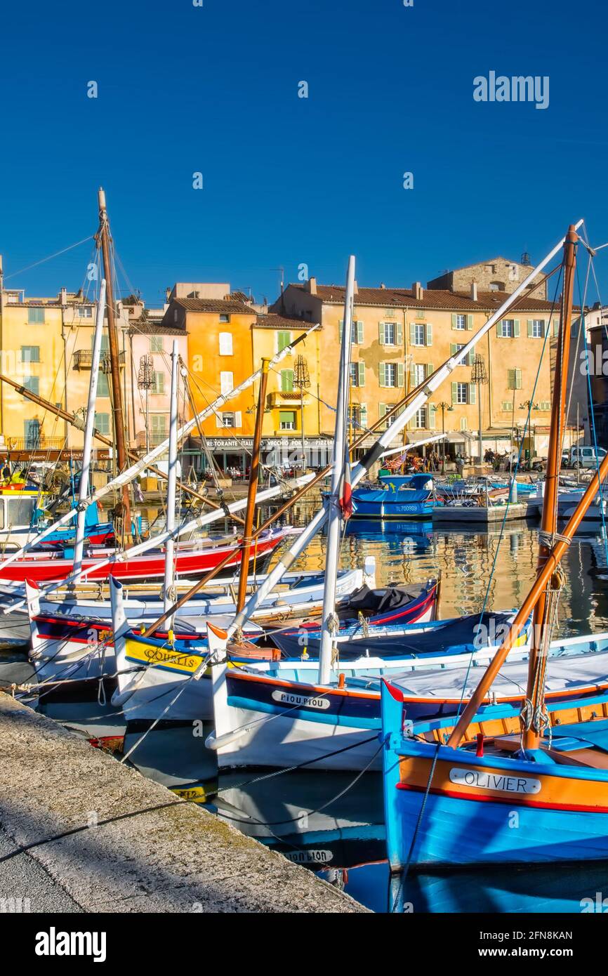 St Tropez Harbour en Cote d Azur Foto de stock