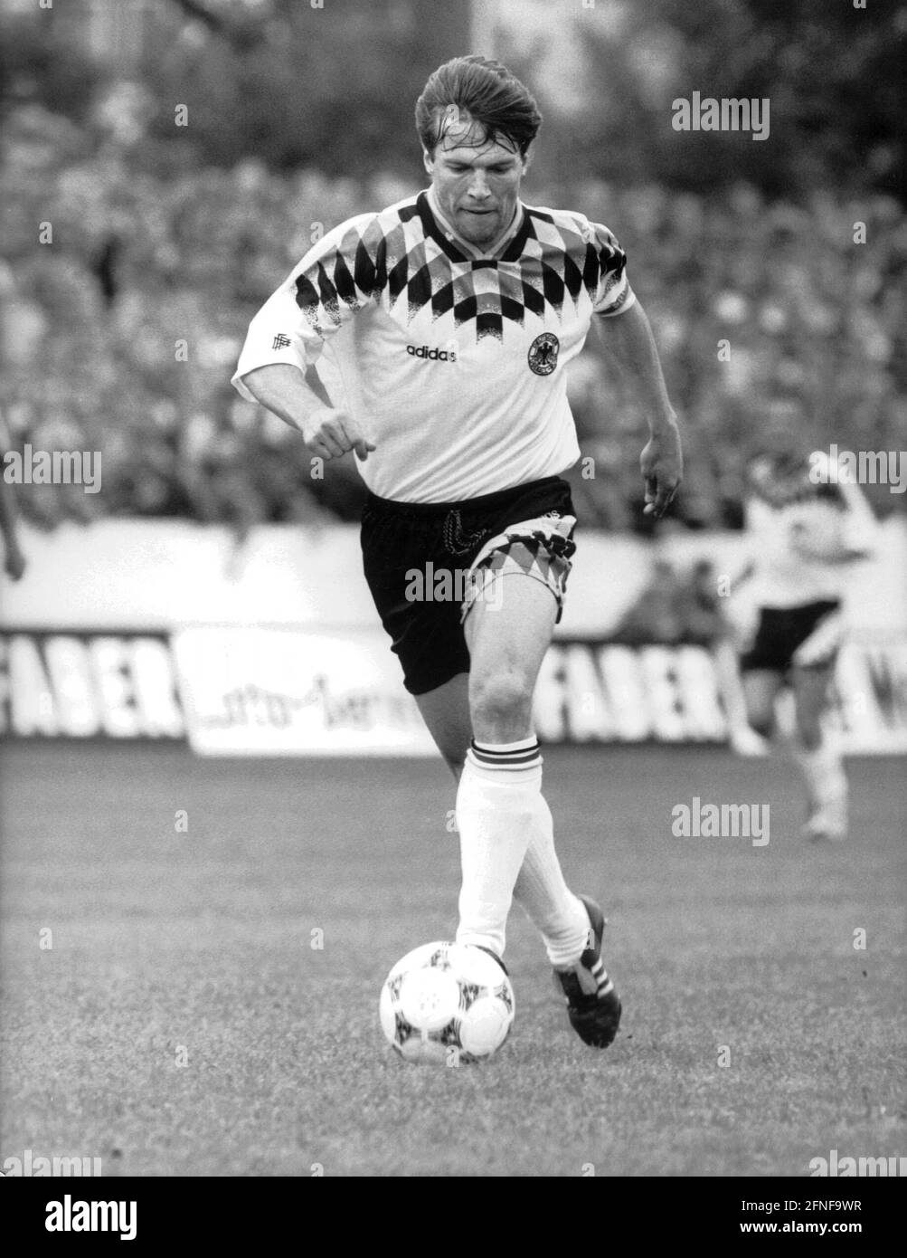 Lothar Matthäus en la camiseta del equipo nacional alemán. [traducción  automática] Fotografía de stock - Alamy