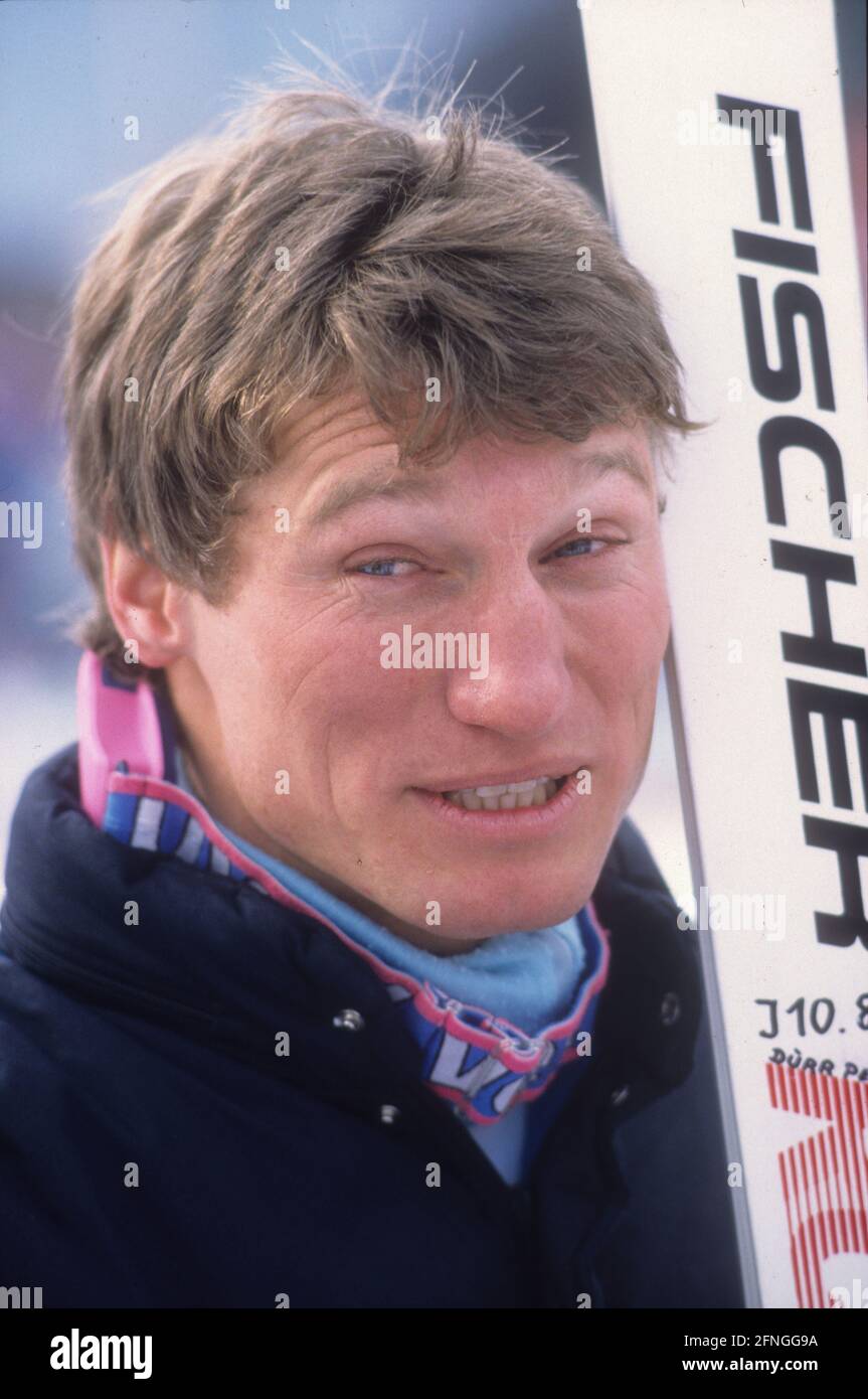 Esquí alpino: Retrato de Peter Dürr (BRD). REC. 01.02.1988 (estimado). [traducción automática] Foto de stock