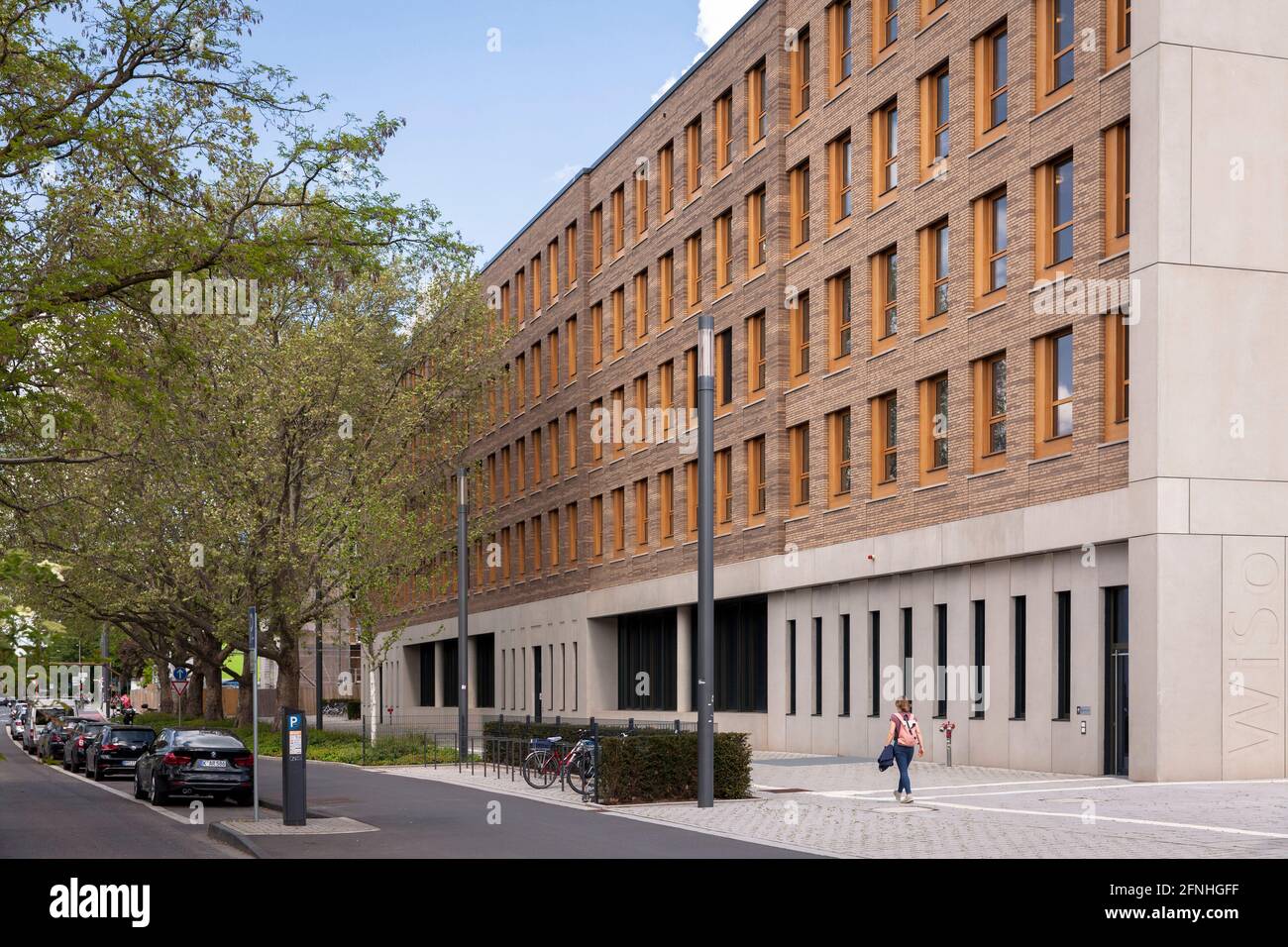 Edificio de la Facultad de Administración, Economía y Ciencias Sociales de la Universidad de Colonia, en el distrito de Lindenthal, Colonia, Alemania. Wirtschafts- Foto de stock