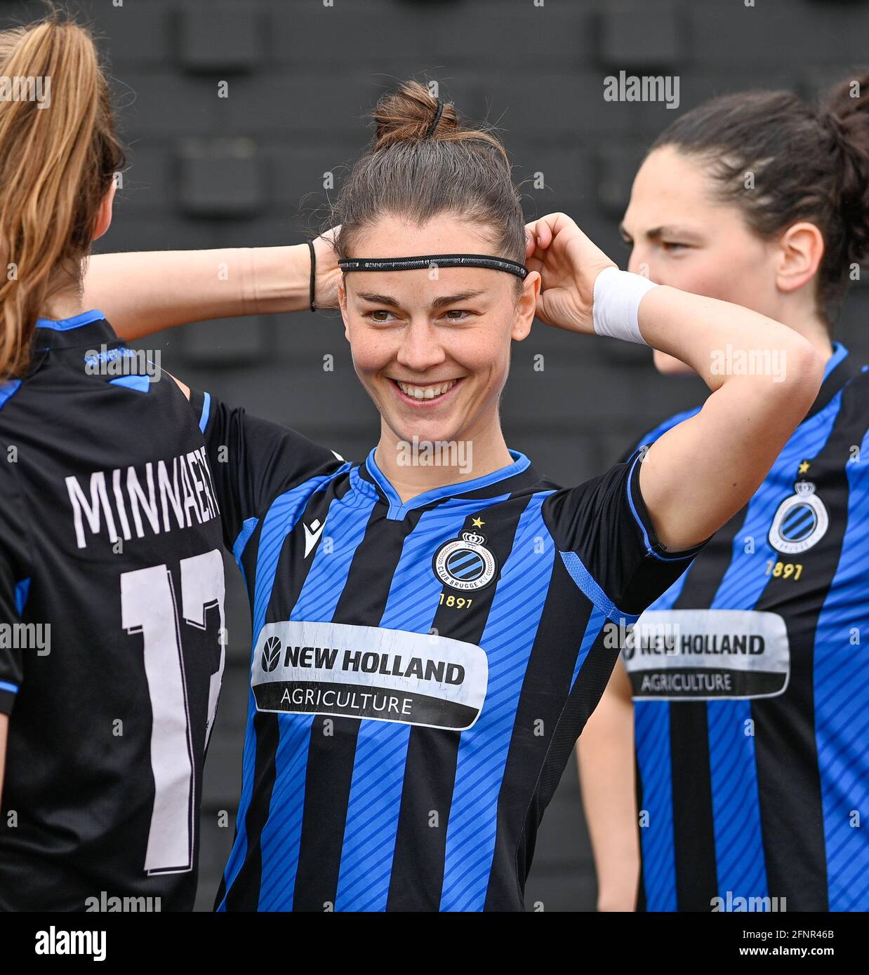 Sint Andries, Bélgica. 15th de mayo de 2021. Fotografiado durante un  partido de fútbol femenino entre Club Brugge Dames YLA y Standard femine de  Lieja en el séptimo partido en Play-Off 1