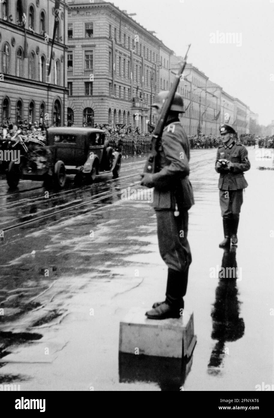 Eventos, Segunda Guerra Mundial / Segunda Guerra Mundial, Alemania, celebración de la victoria después de la Batalla de Francia, desfile de la Wehrmacht en Munich, SÓLO USO EDITORIAL Foto de stock