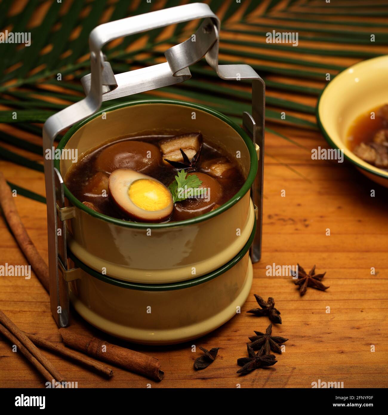 Portador de alimentos fotografías e imágenes de alta resolución - Alamy