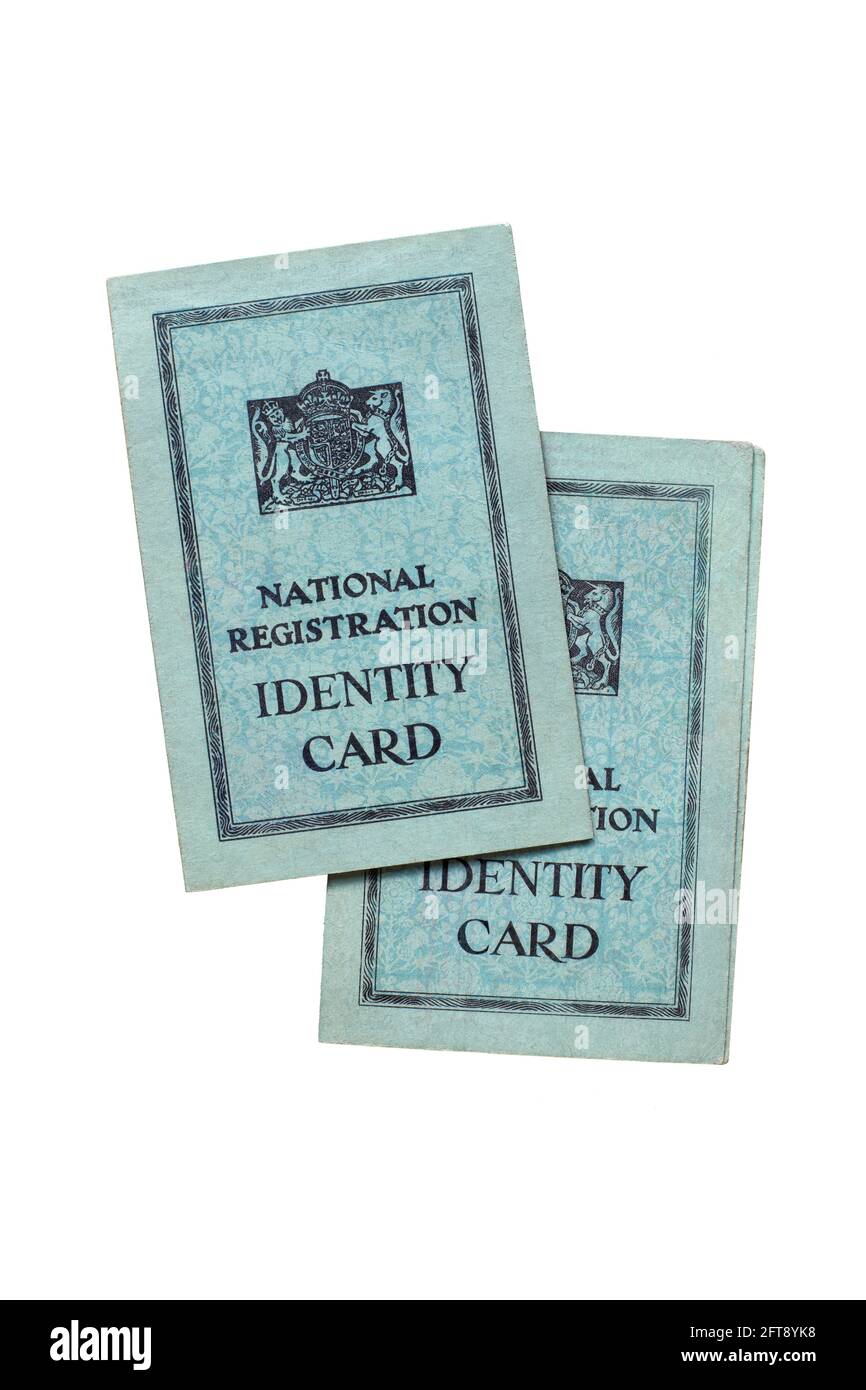 Dos documentos de identidad británicos del 1940s. Foto de stock
