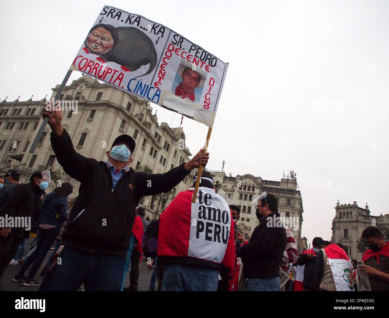 Peru people on street fotografías e imágenes de alta resolución - Página 8  - Alamy