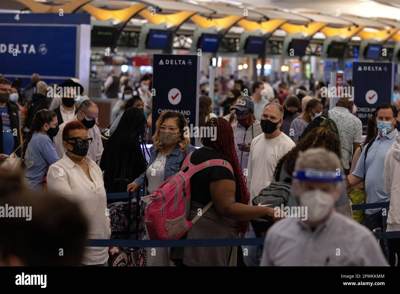 Delta Airlines Check Fotos e Imágenes de stock - Alamy