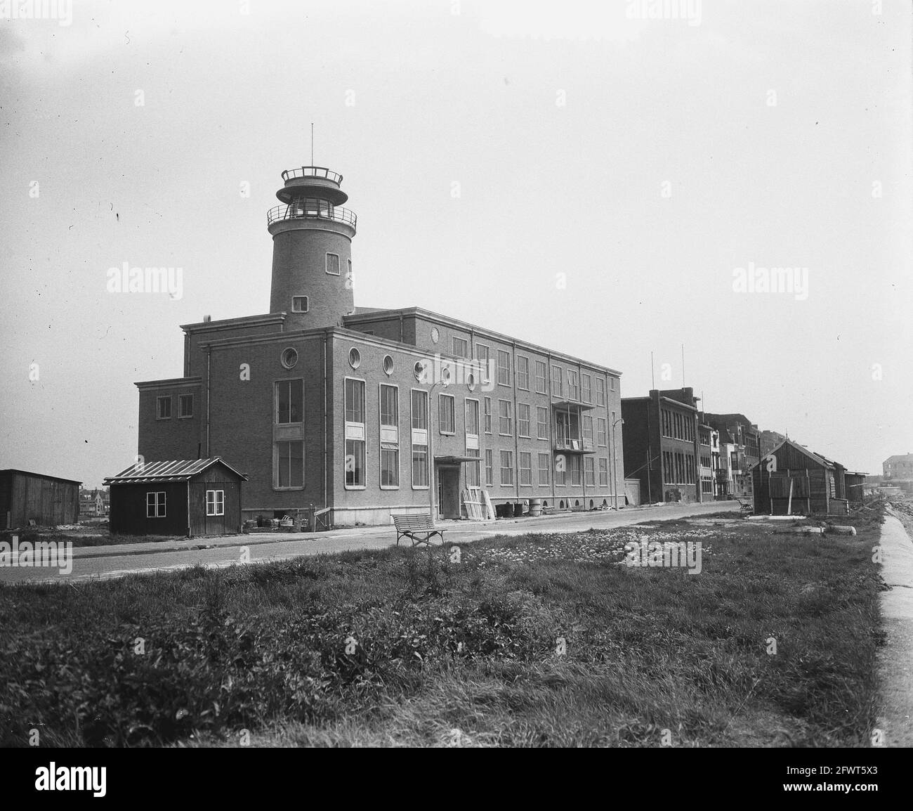Nueva Escuela de Marina en Vlissingen, 2 de junio de 1952, ZEEVAARTSCHOOL, Países Bajos, 20th siglo agencia de prensa foto, noticias para recordar, documental, fotografía histórica 1945-1990, historias visuales, Historia humana del siglo XX, capturando momentos en el tiempo Foto de stock