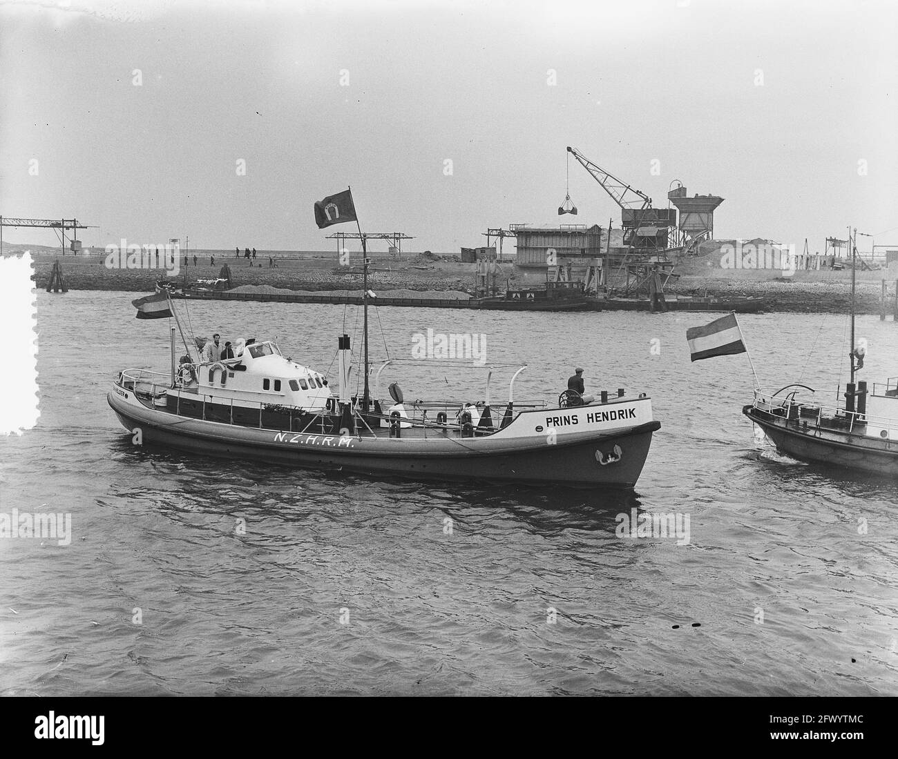 Bote de agua de 1945 iuu.org.tr