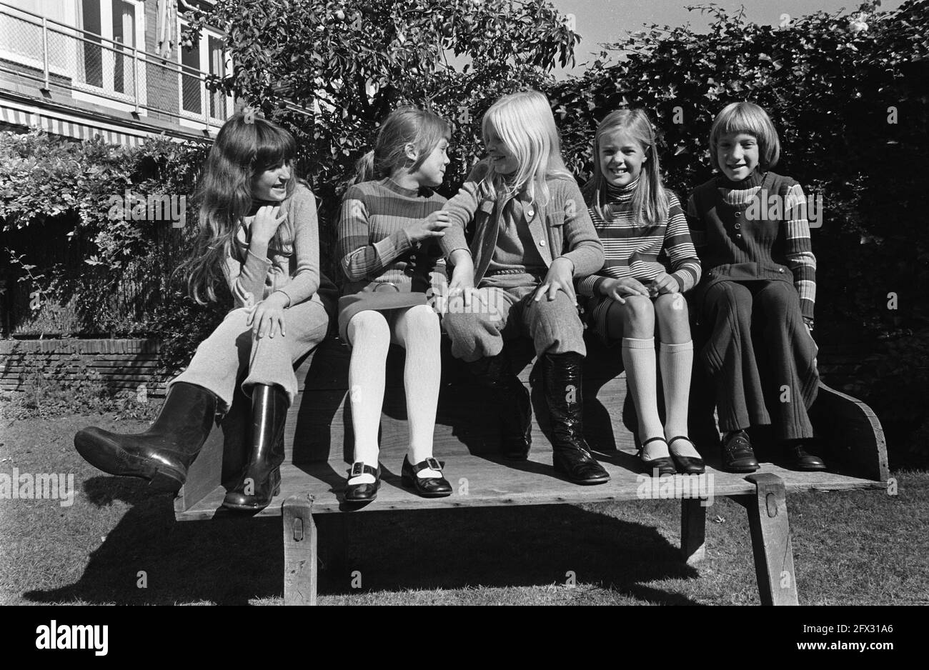Ropa de chicas de Barbara Faber, Amsterdam; niñas en la ropa, 23 de  septiembre de 1970, ropa, maniquíes, Moda, Países Bajos, agencia de prensa  del siglo 20th foto, noticias para recordar, documental,