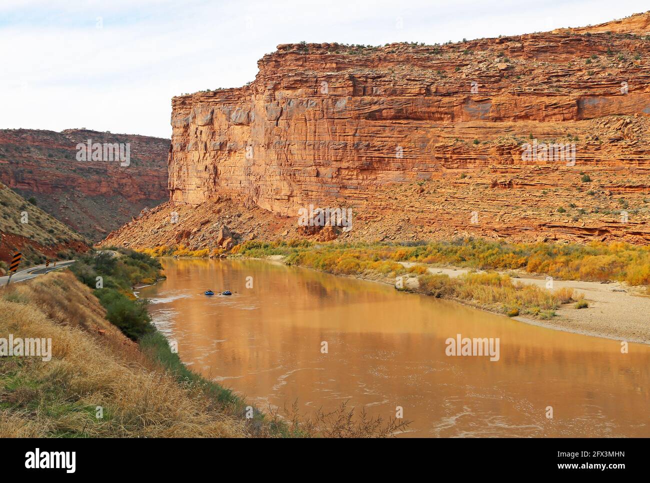 Barco Pontoon en el río Colorado, Utah Foto de stock