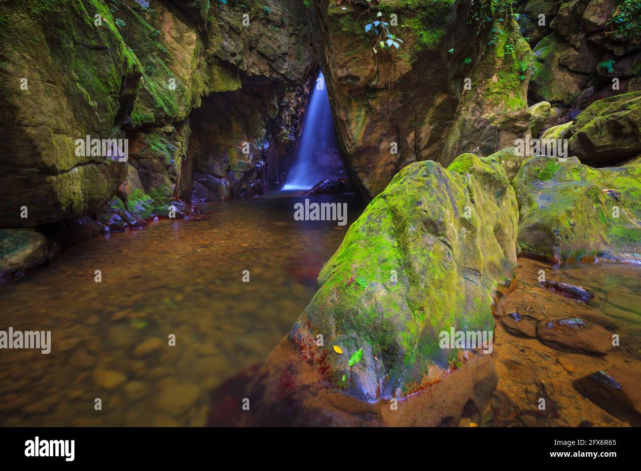 La hermosa cascada Chorro las Yayas en El Barrigon, El Cope, provincia