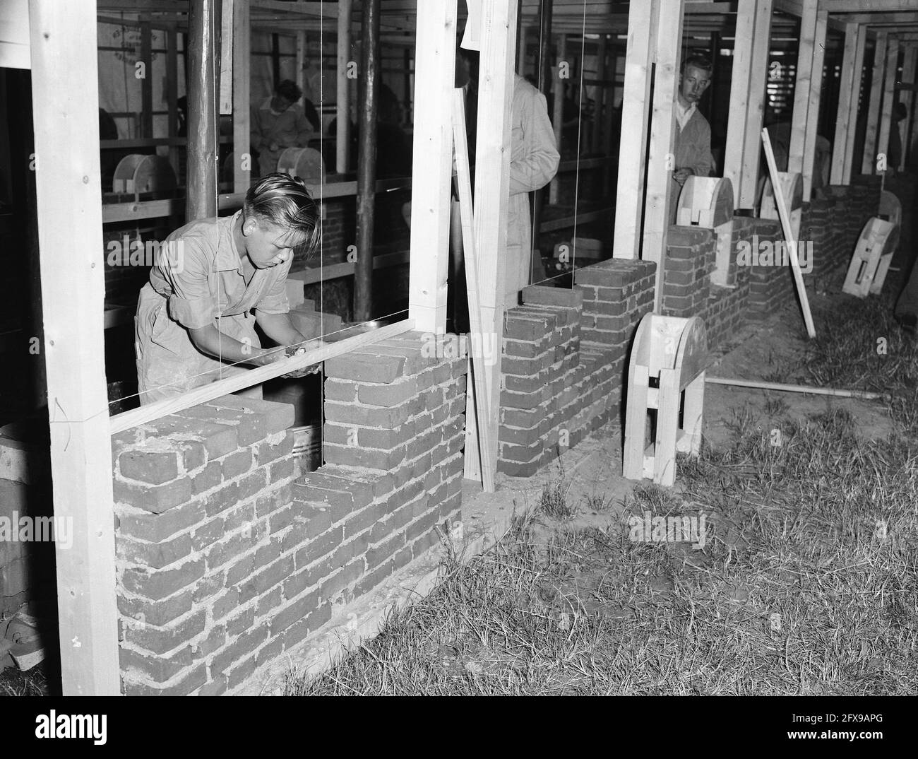 Albaã±ilerãa De Construcciã³n Imágenes de stock en blanco y negro - Alamy
