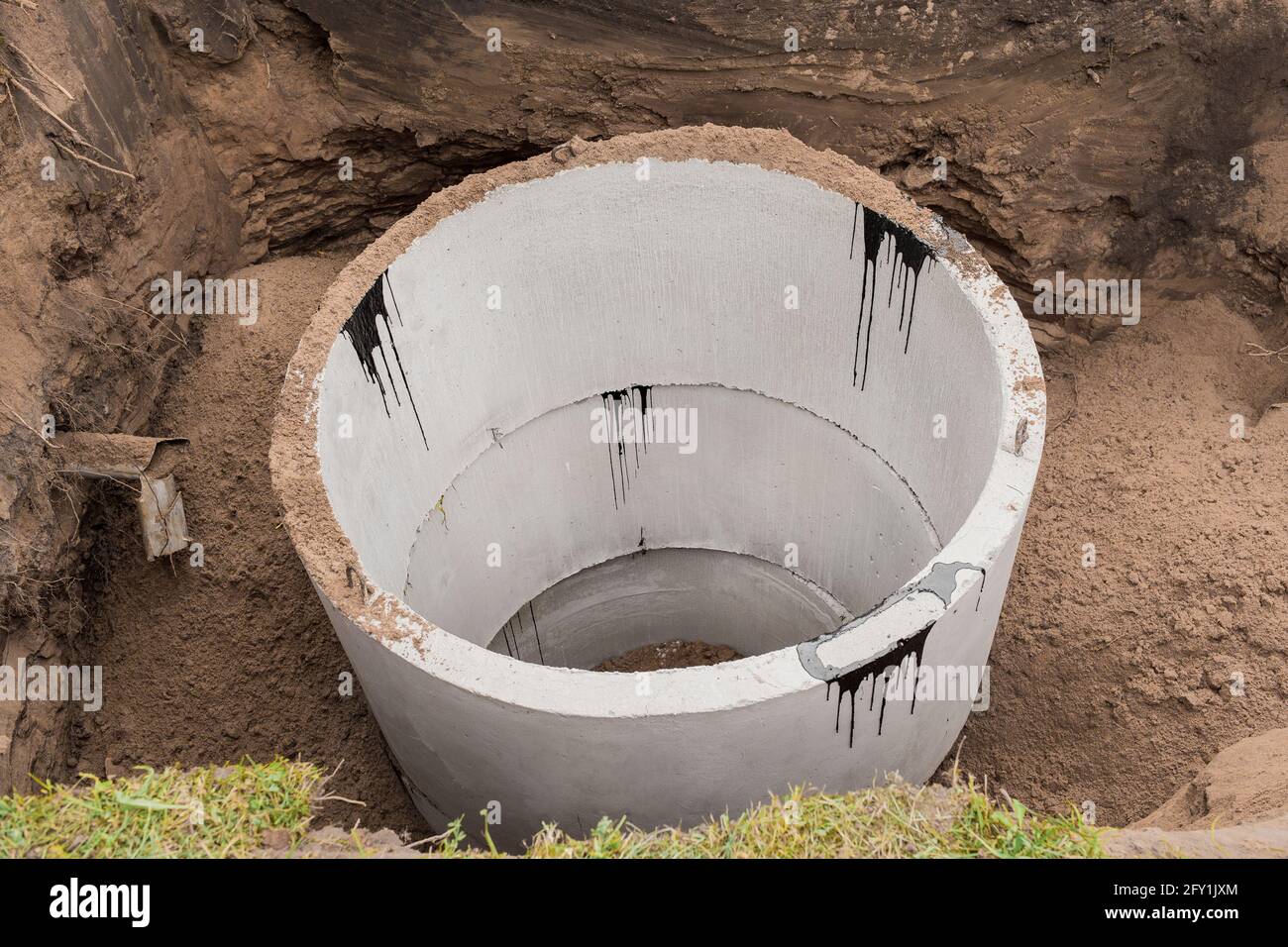 de pozo de concreto fotografías e de alta - Alamy