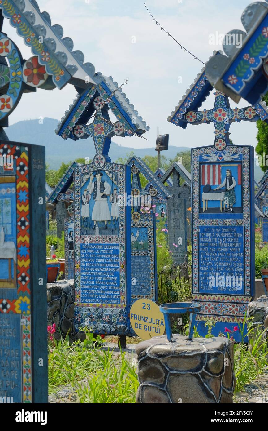Arquitectura artística hermoso azul tallado celebrar cementerio  cristianismo iglesia colorido fotografías e imágenes de alta resolución -  Alamy