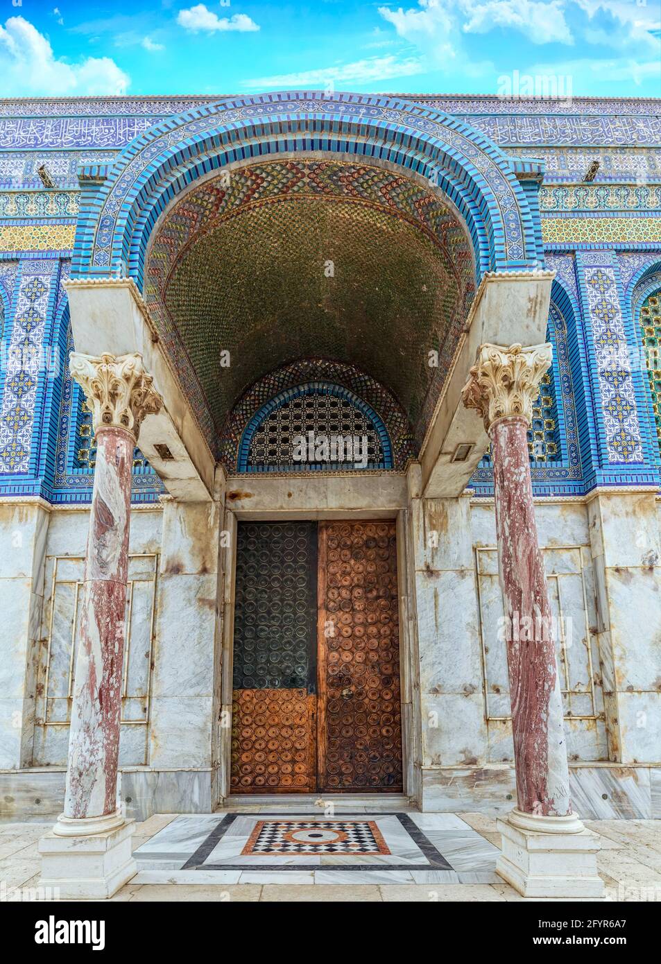 Puertas de cobre del Templo de Jerusalén Fotografía de stock Alamy