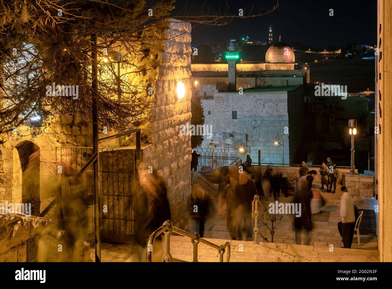 Calle nocturna cerca del Muro Occidental en la Ciudad Vieja de Jerusalén, Israel. Foto de stock