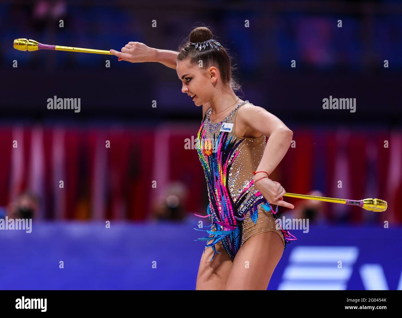 Dina Averina también lidera en mazas y el concurso completo - Estadio  Deportivo