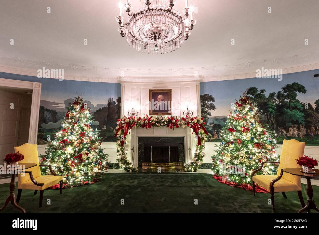 Silenciosamente Dinámica presidente La sala de recepción diplomática de la Casa Blanca está decorada para la  temporada de Navidad del domingo 1 de diciembre de 2019, durante una  revisión de las decoraciones de la Primera