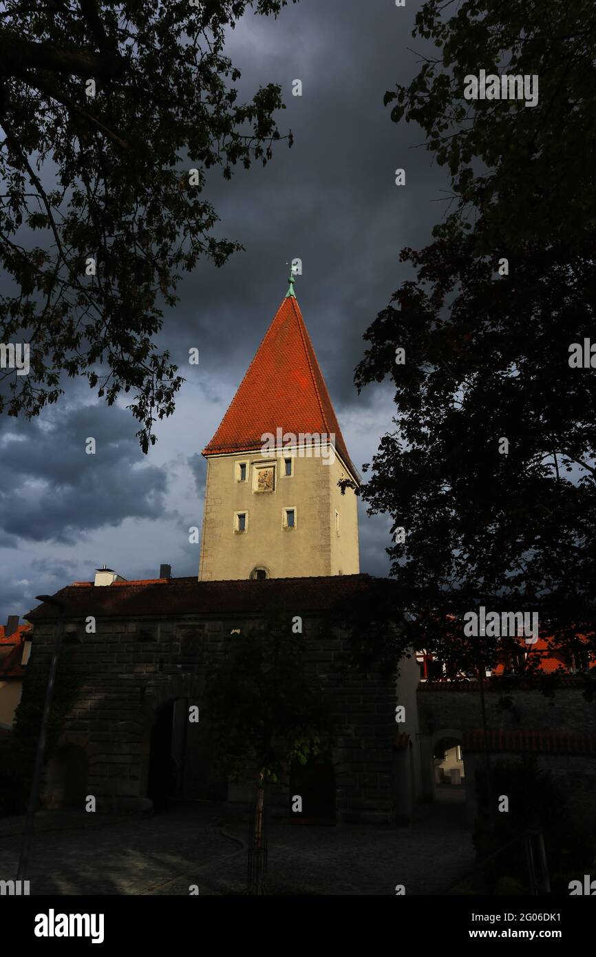 Mittelalterliche Stadtmauer en Amberg Ein Spaziergang durch das mittelalterliche Zentrum Ambergs verzaubert Kulturliebhaber Foto de stock