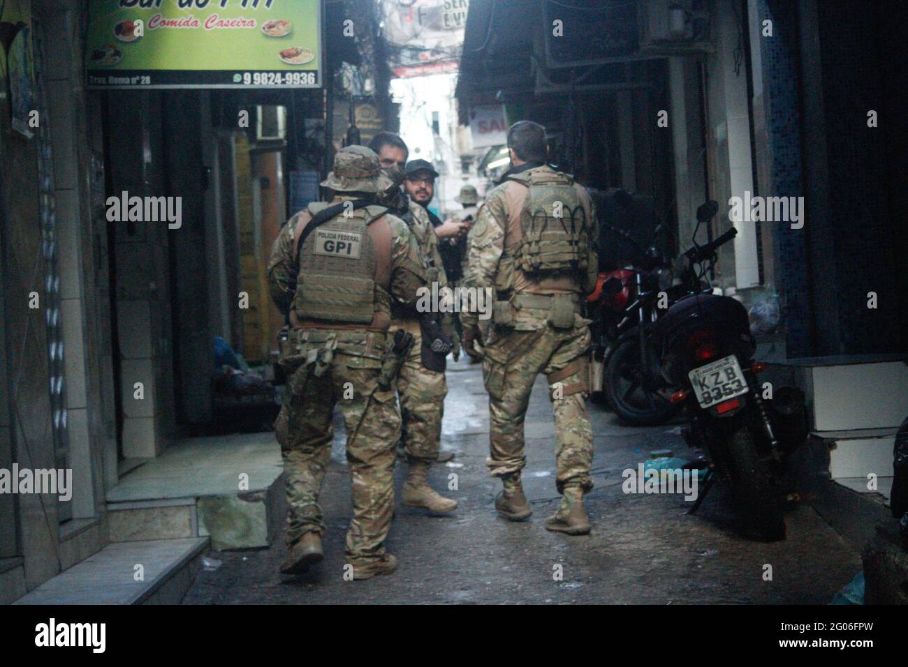 1 de junio de 2021, Río de Janeiro, Río de Janeiro, Brasil: (INT) Operación  Policial de Hierro Tiro. 1 de junio de 2021, Río de Janeiro, Brasil: Los  traficantes de Rocinha, una