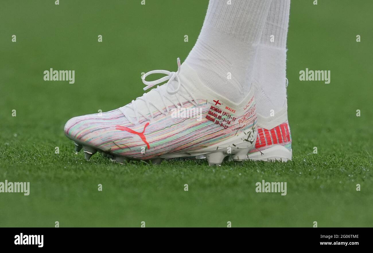 Ryal Quay, Reino 29th de mayo de 2021. botas fútbol personalizadas Puma de Kyle Walker of Man City mostrando sus nombres antes del partido de la final de