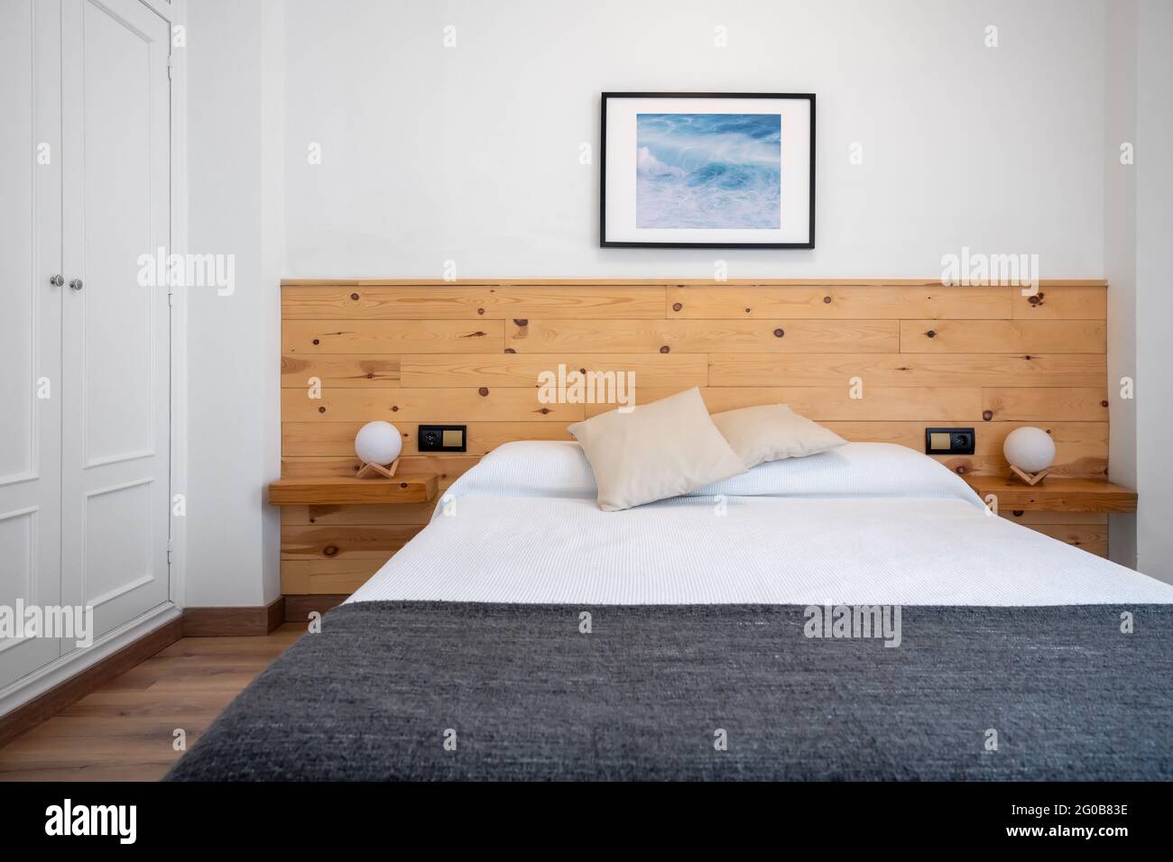 Cabecera De Madera Fotos E Imagenes De Stock Alamy