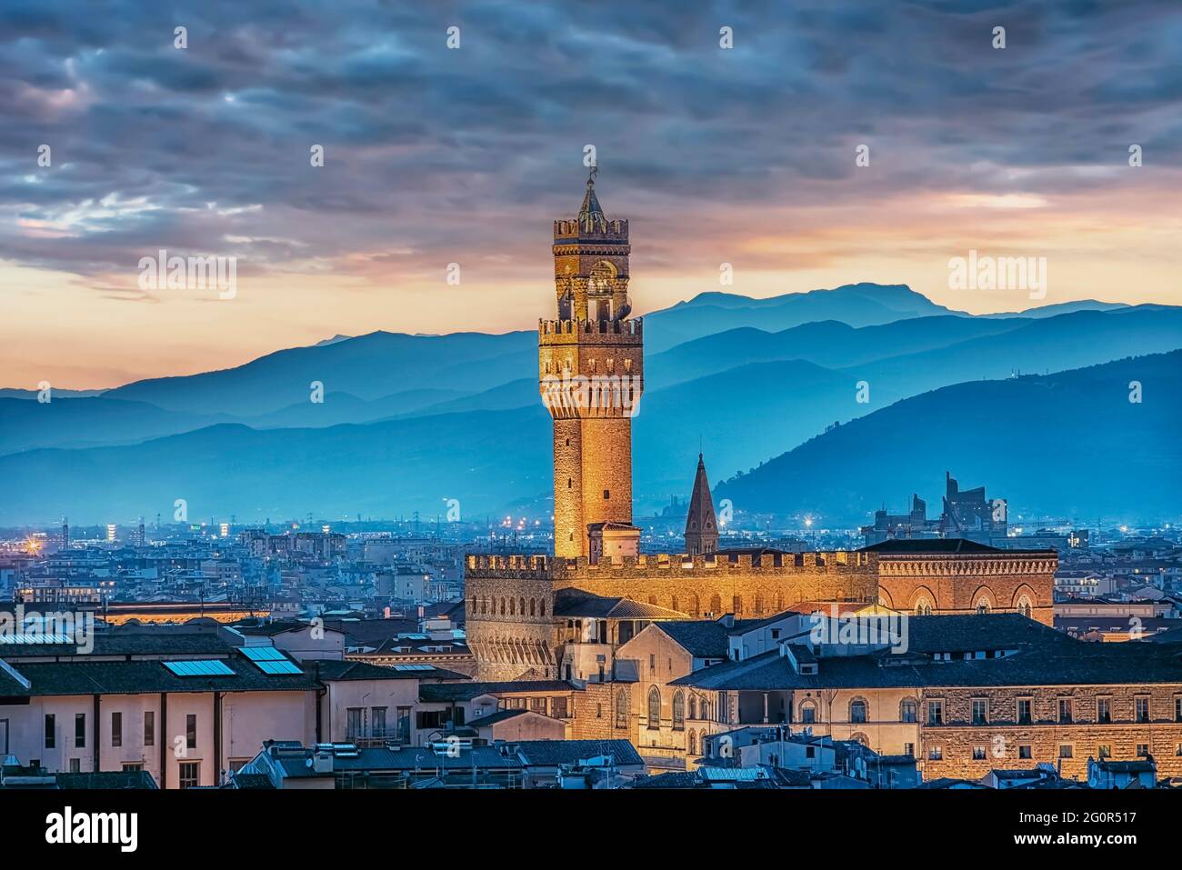 Florencia ciudad al atardecer, Italia Foto de stock