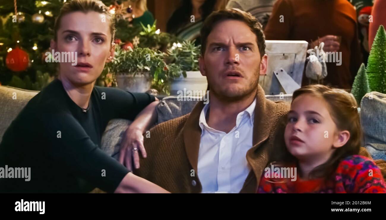 Betty Gilpin Peliculas Y Programas De Television EE.UU. Chris Pratt y Betty Gilpin en la nueva película (C)Amazon Studios:  La Guerra del Mañana (2021). Argumento: Un hombre está preparado para  luchar en una guerra futura donde el destino de