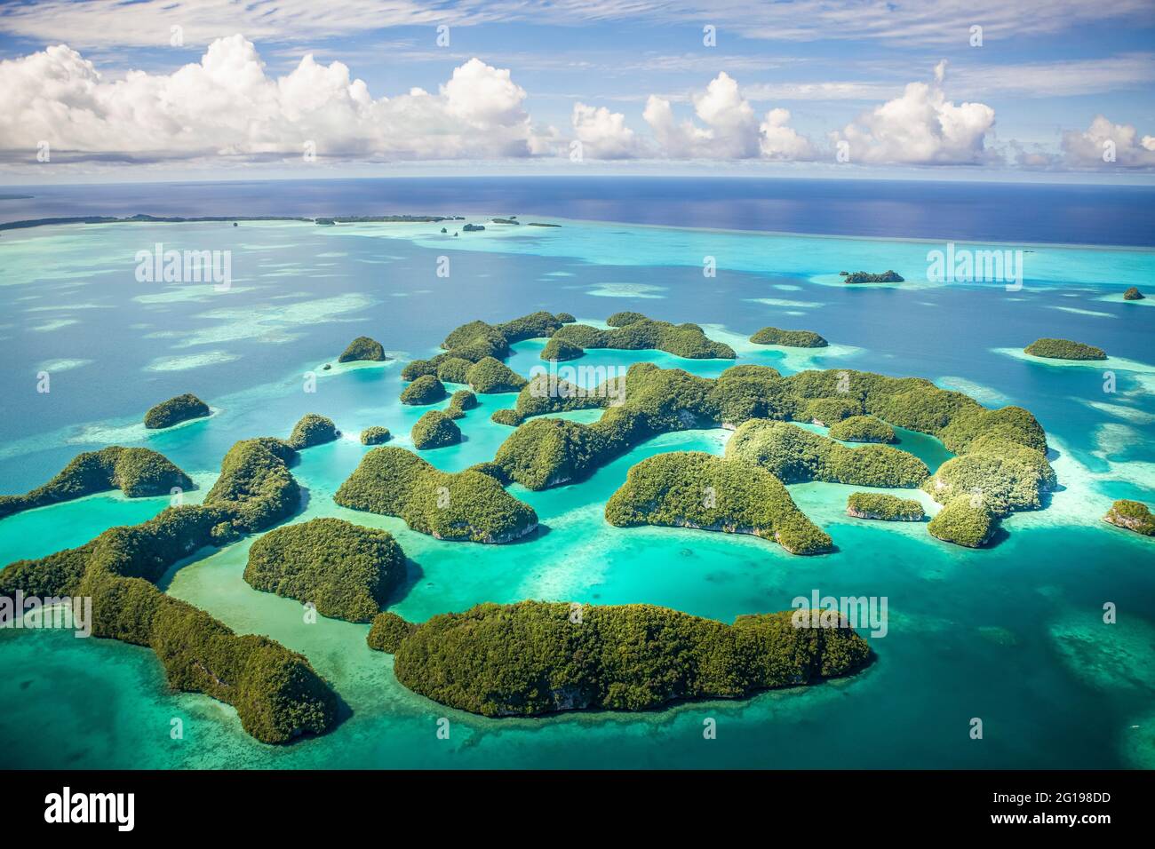 Ver Aerieal de setenta islas, Micronesia, Palau Foto de stock