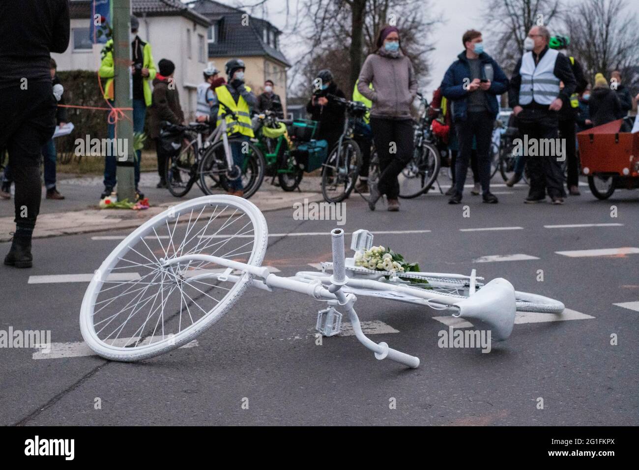 vagón Cooperativa impresión Accidente fatal de bicicleta fotografías e imágenes de alta resolución - Alamy vagón Cooperativa impresión Accidente fatal de bicicleta fotografías e imágenes de alta resolución - Alamy