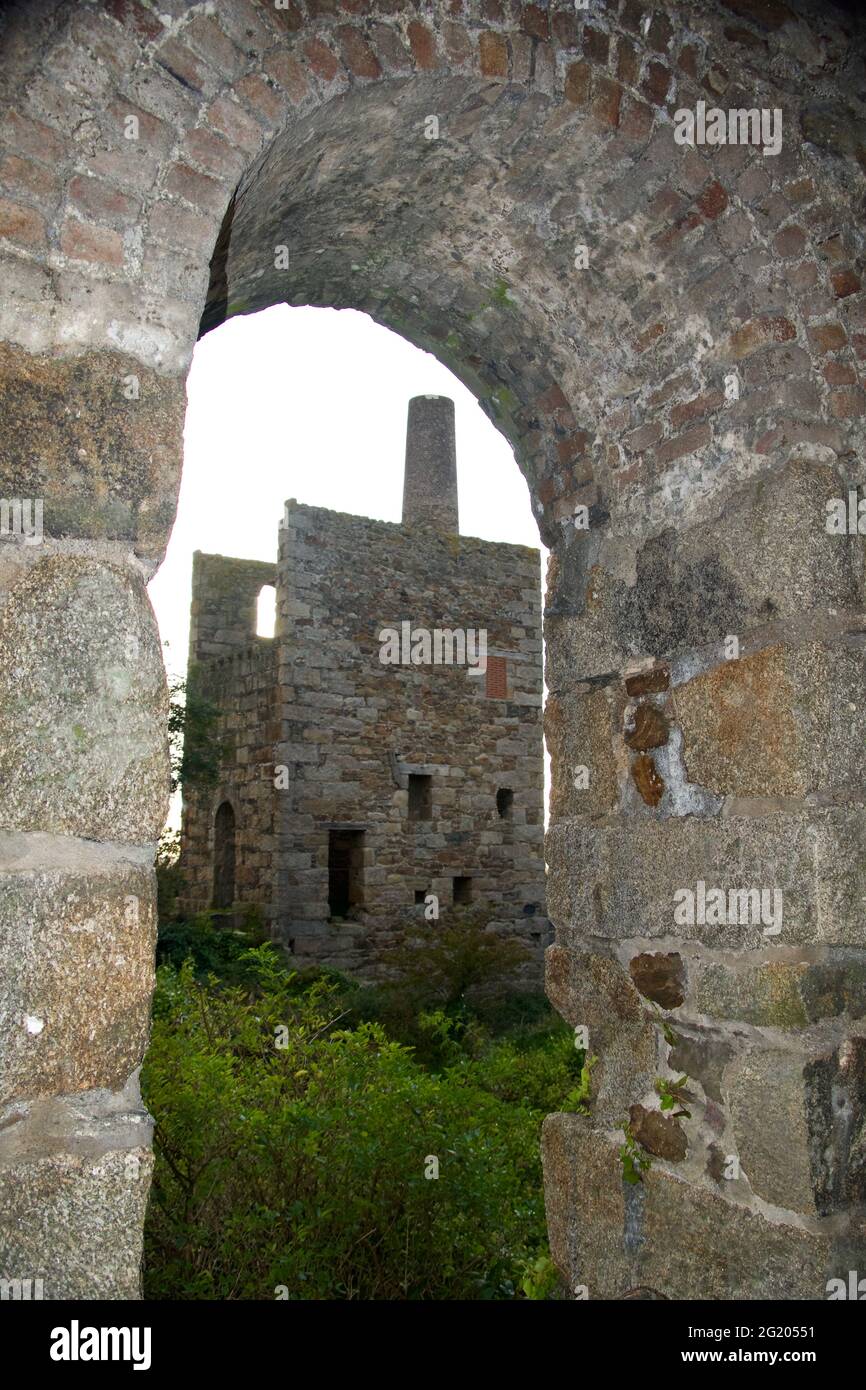 Peevor de Wheal, Mina de Cornualles, Casa de Bombeo de Motores. Patrimonio Industrial y Geología Económica. Cornwall, Reino Unido. Foto de stock