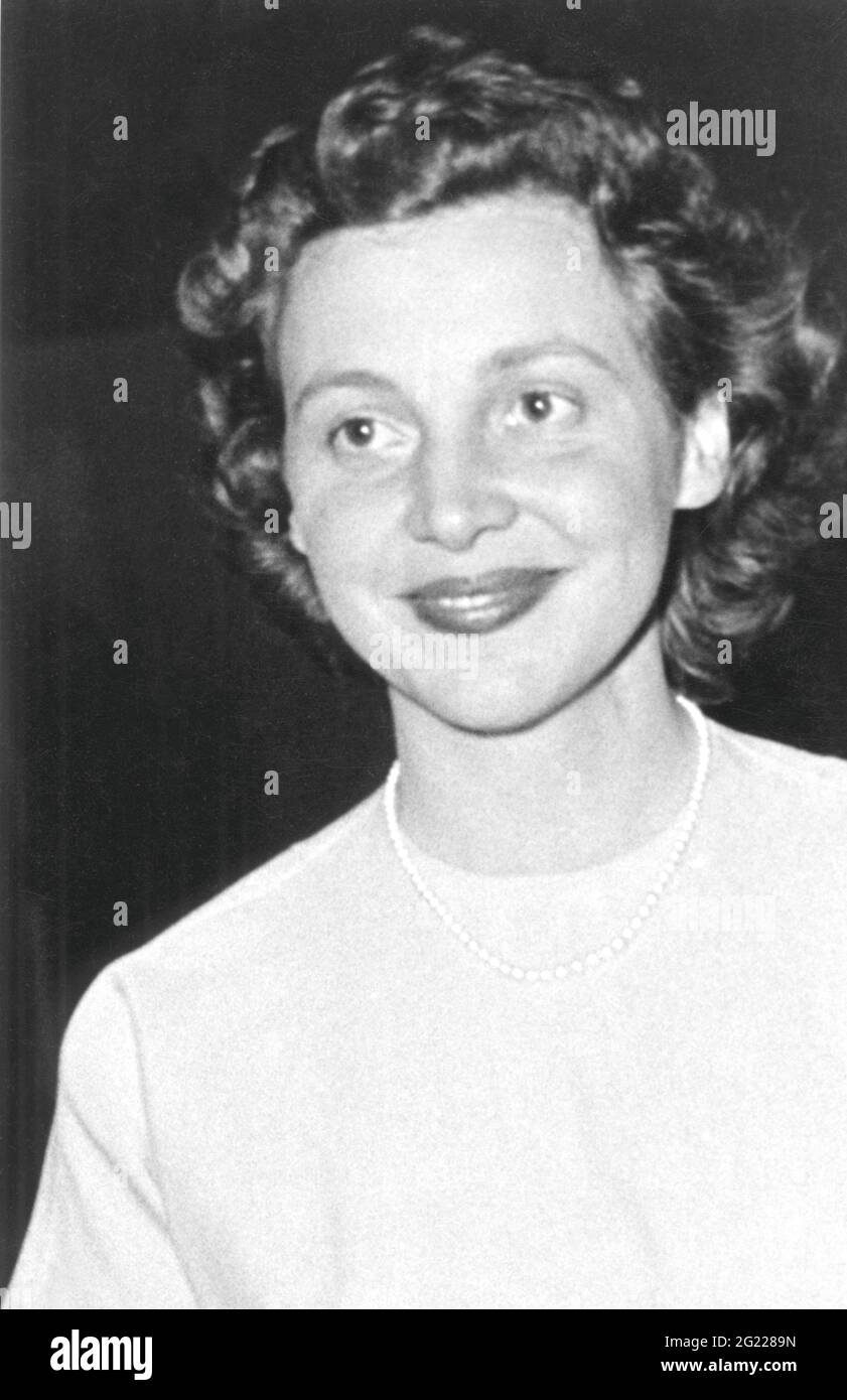 Strauss, Marianne, 21.4.1930 - 22,6.1984, retrato, principios de 1957, DERECHOS-ADICIONALES-LIQUURA-INFO-NO DISPONIBLE Foto de stock
